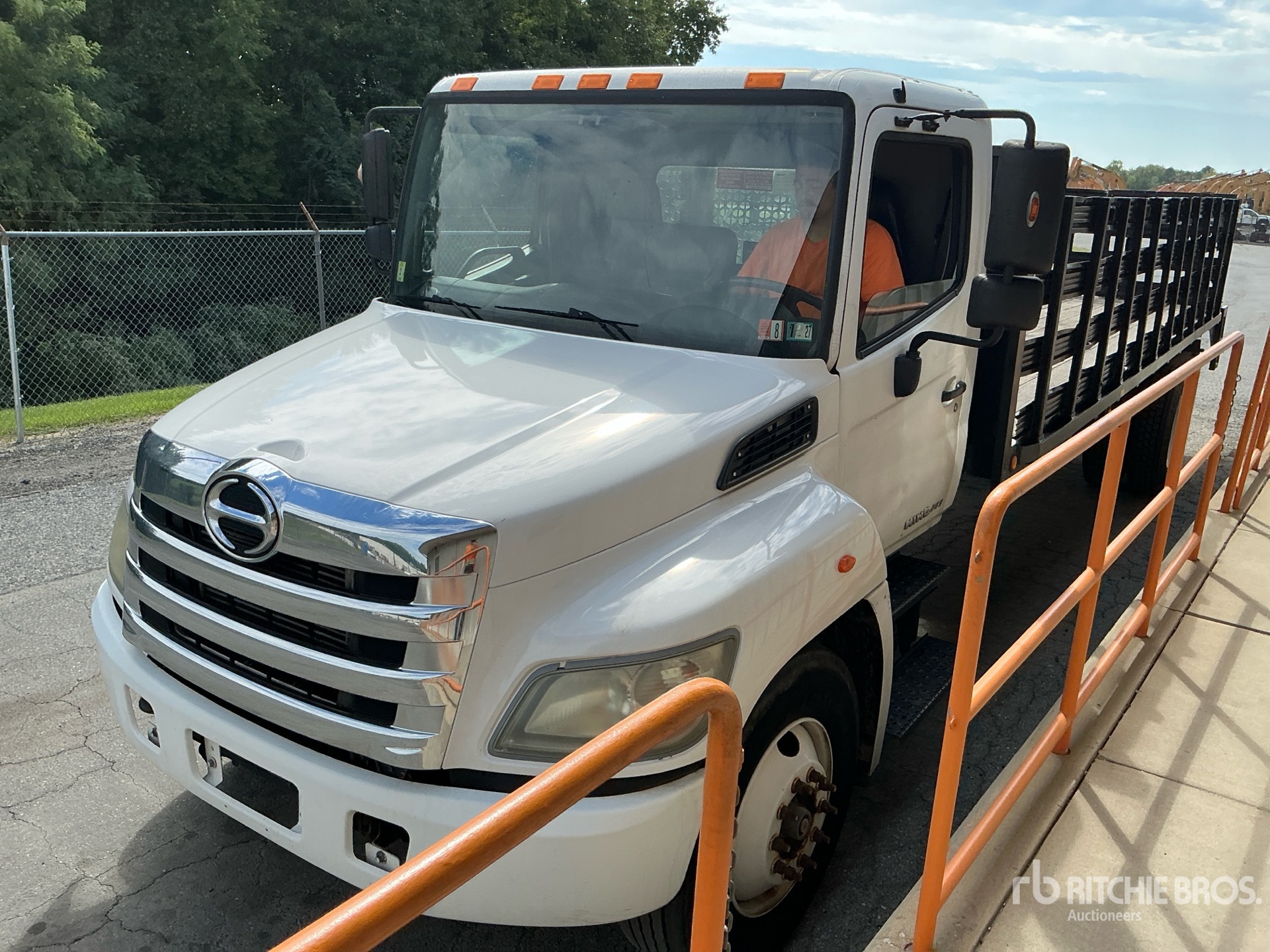 2012 Hino 268