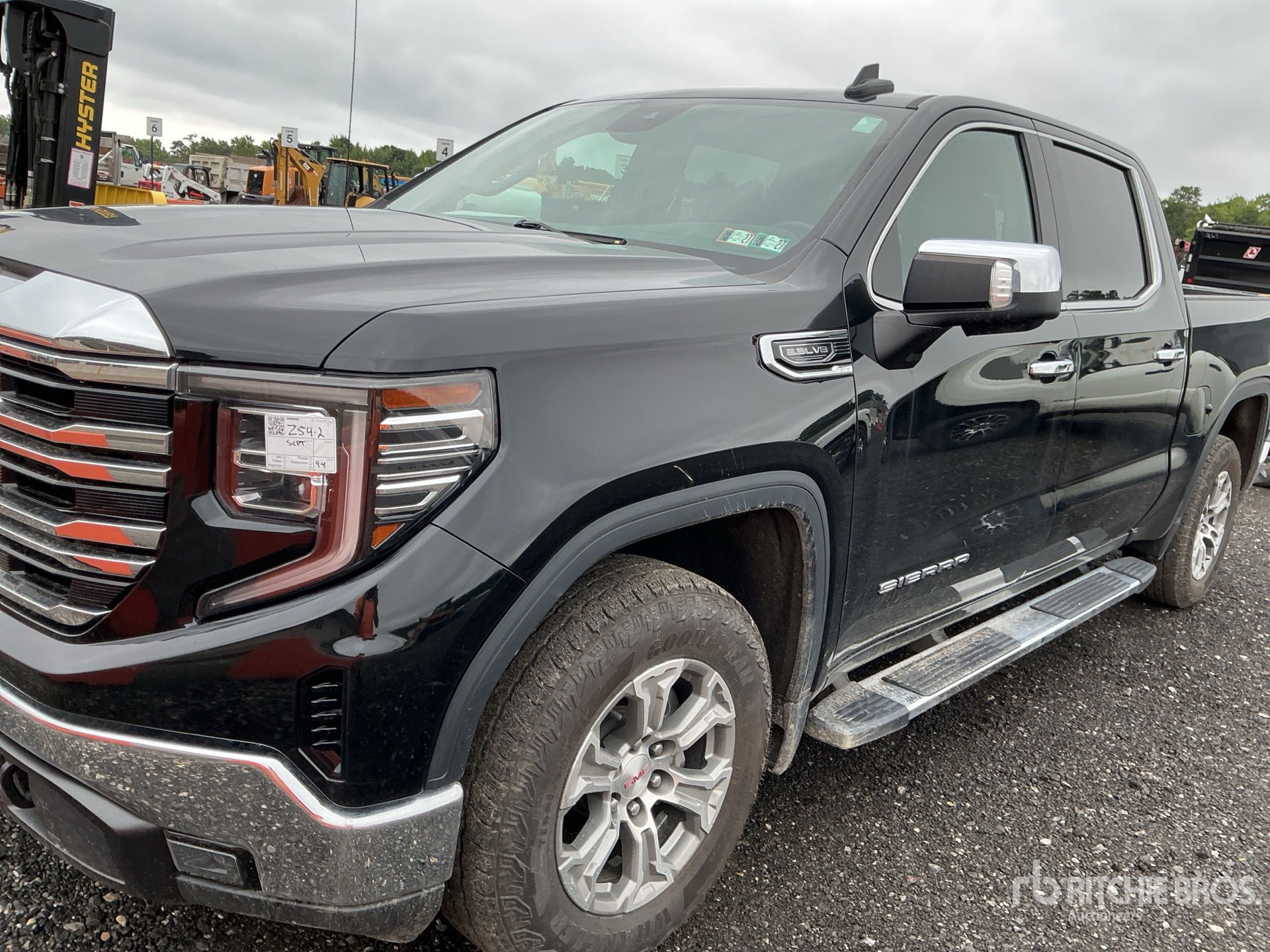 Photo of 2023 GMC SIERRA 1500