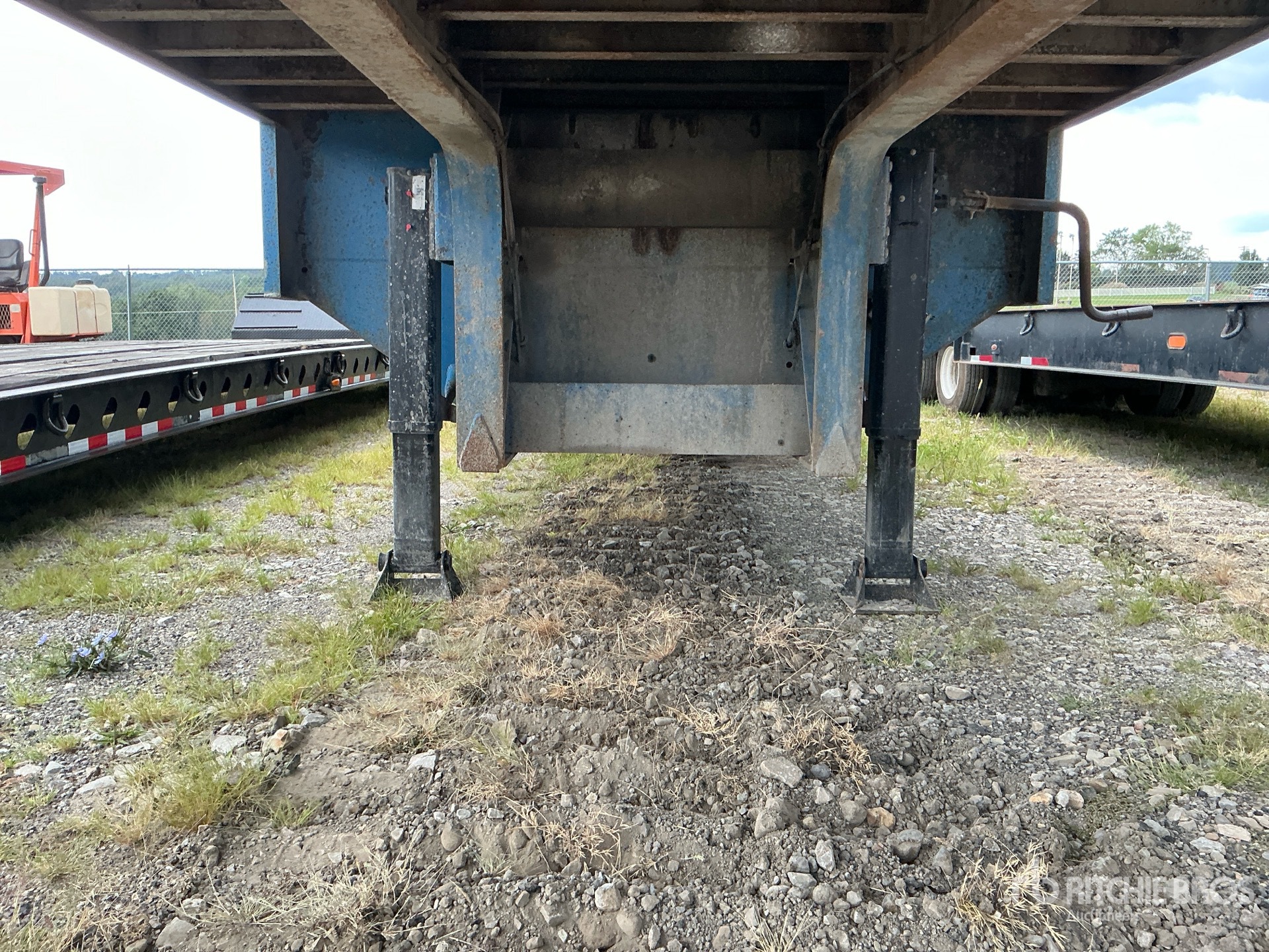 1988 Fontaine 48 ft Tri/A