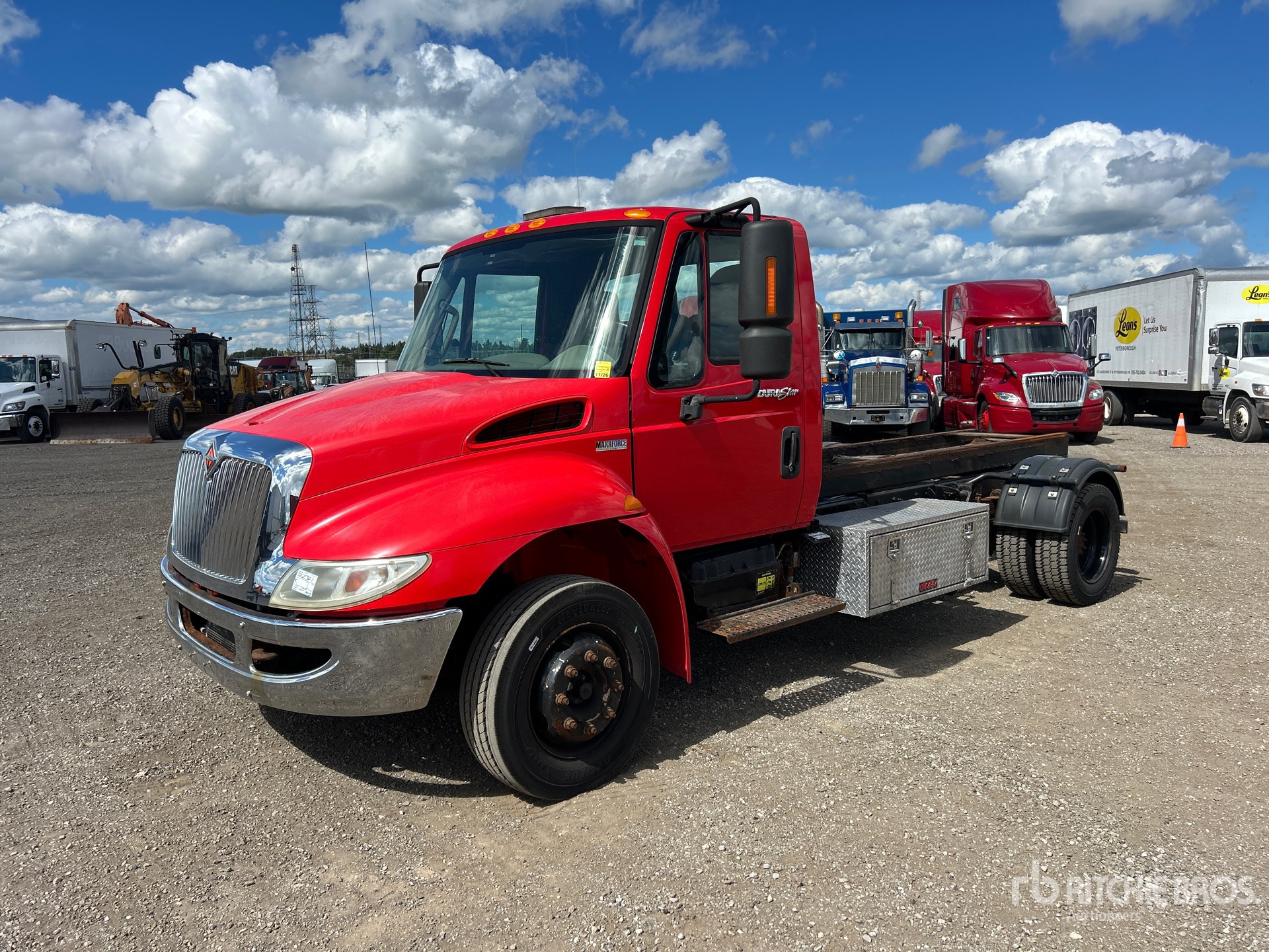 Photo of 2013 International 4300
