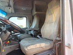 Cab with Seats/armrests
