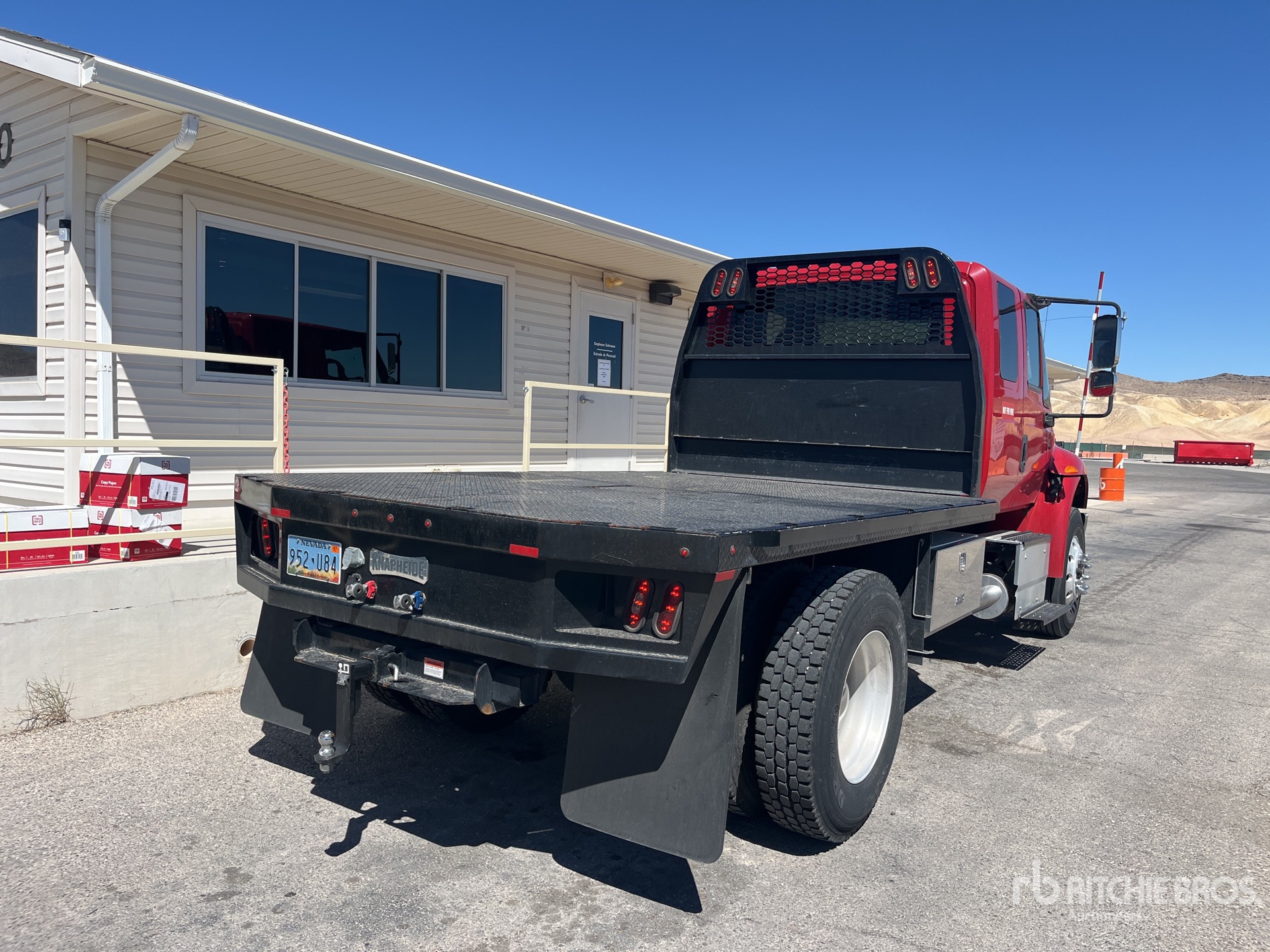 2017 International 4400