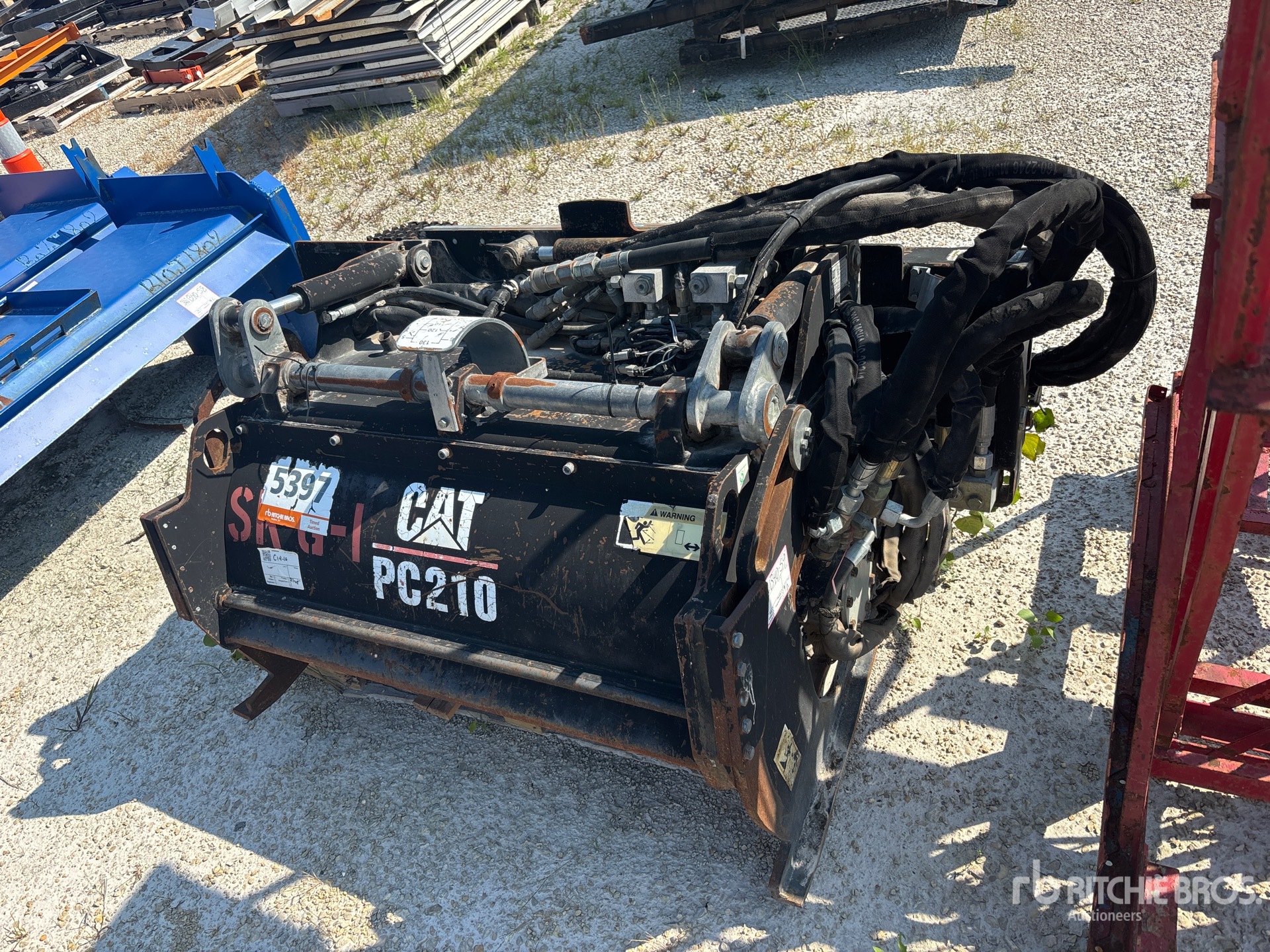 Photo of Caterpillar PC210