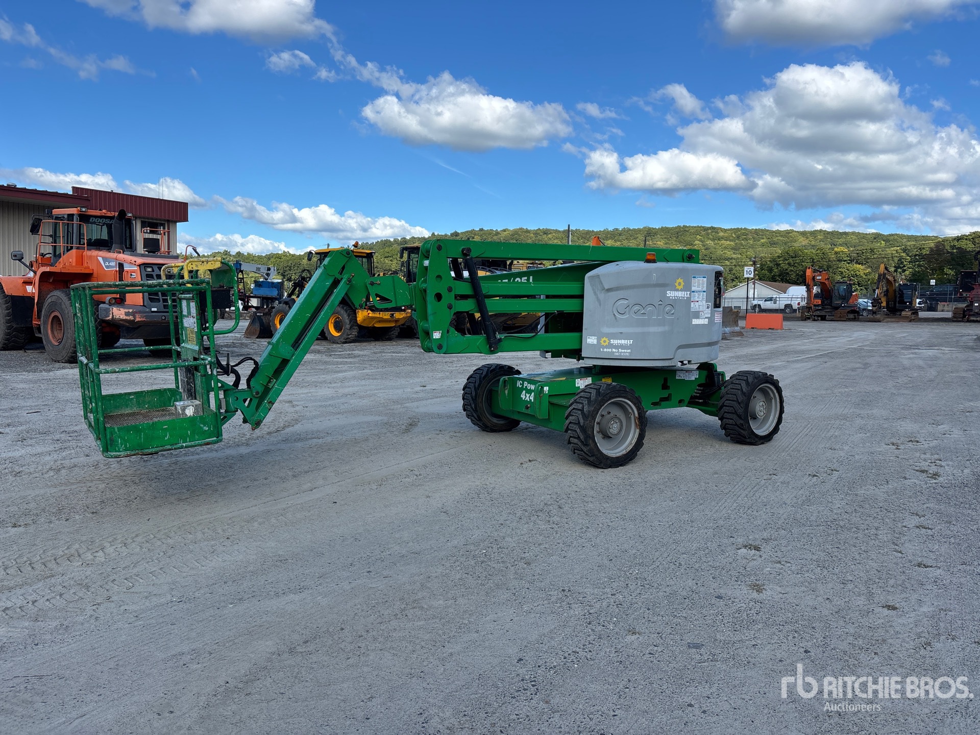 Photo of 2017 Genie Z-45/25J