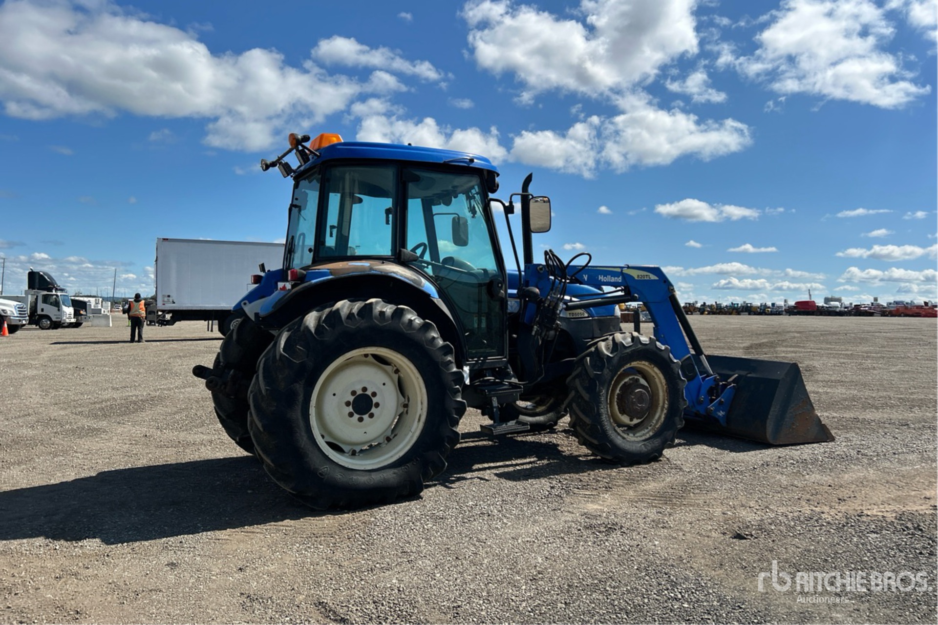 2009 New Holland TD5050