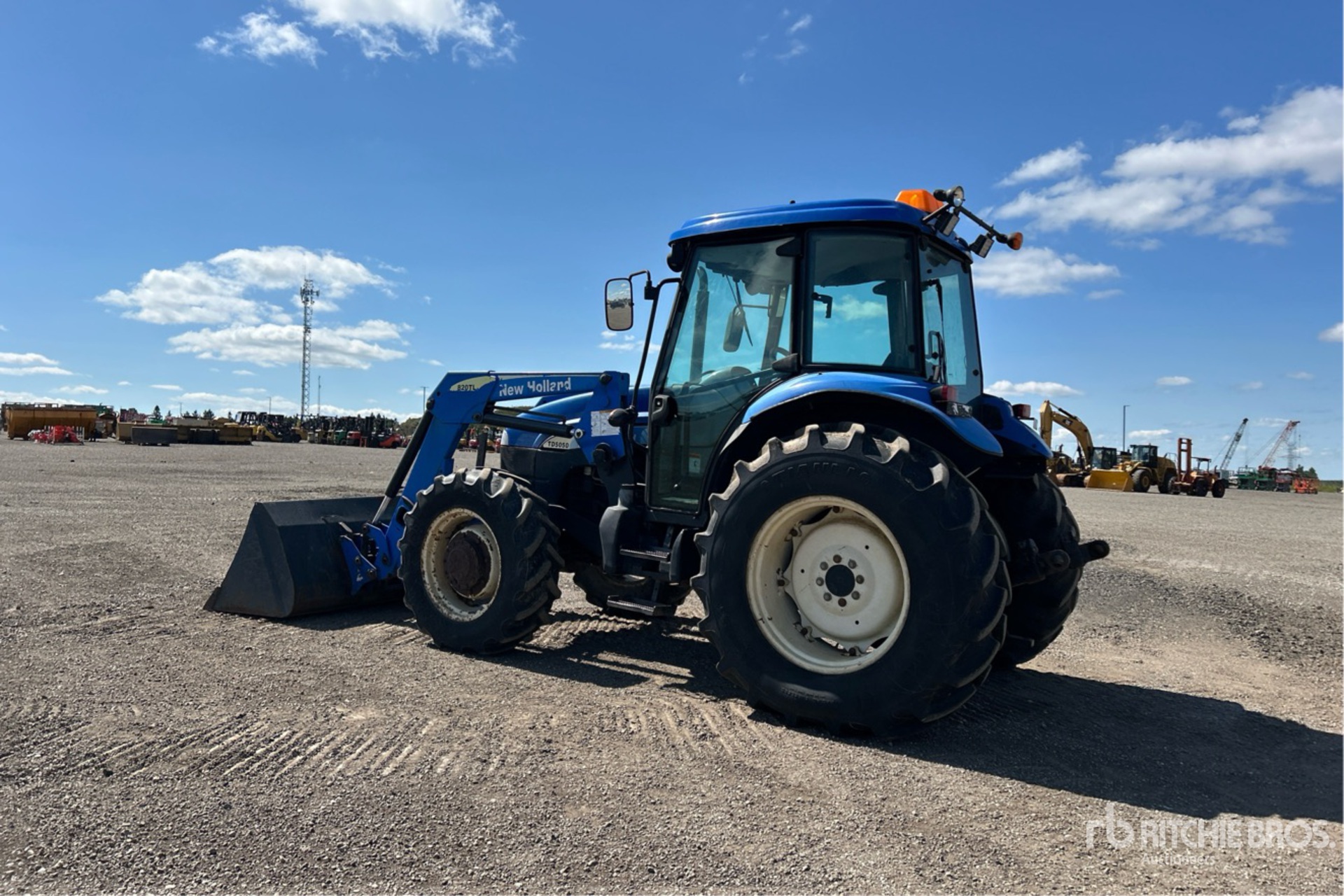 2009 New Holland TD5050