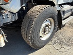 Underbody with Left Steer Tire