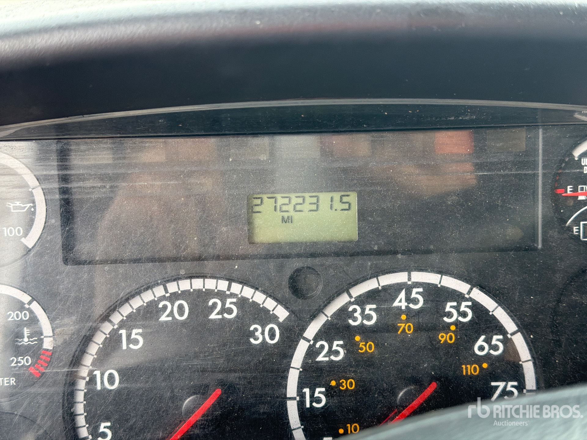 2012 Freightliner M2 106