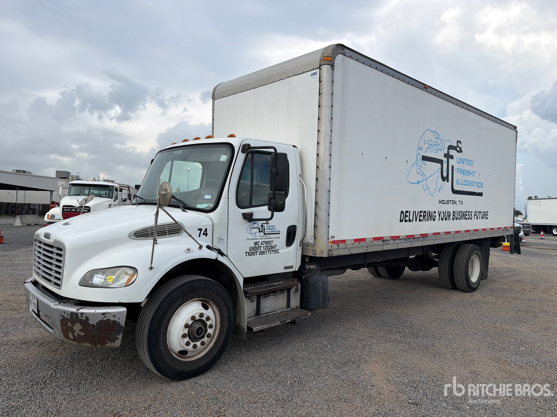 Photo of 2012 Freightliner M2 106