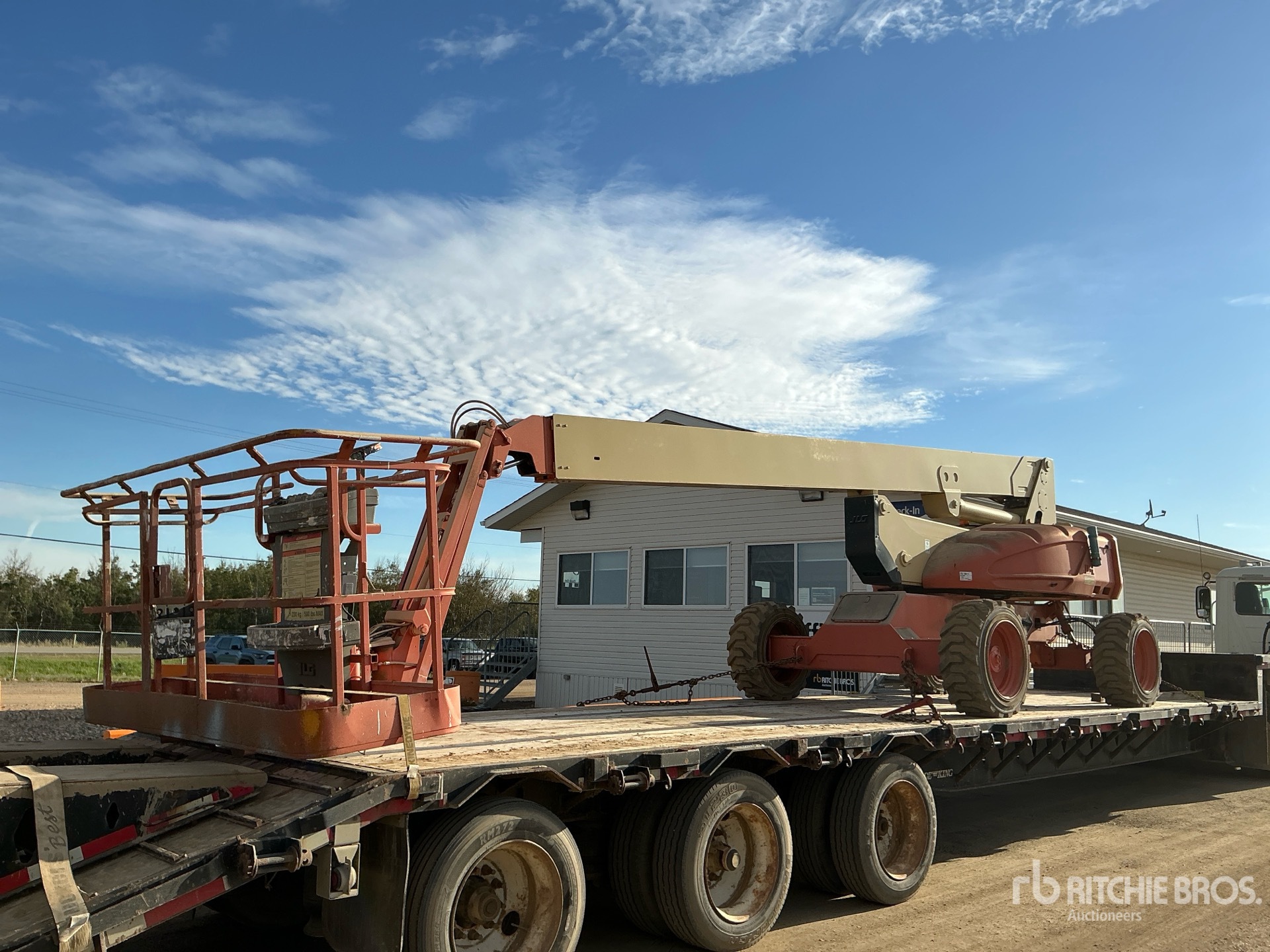 Photo of 2001 JLG M6003