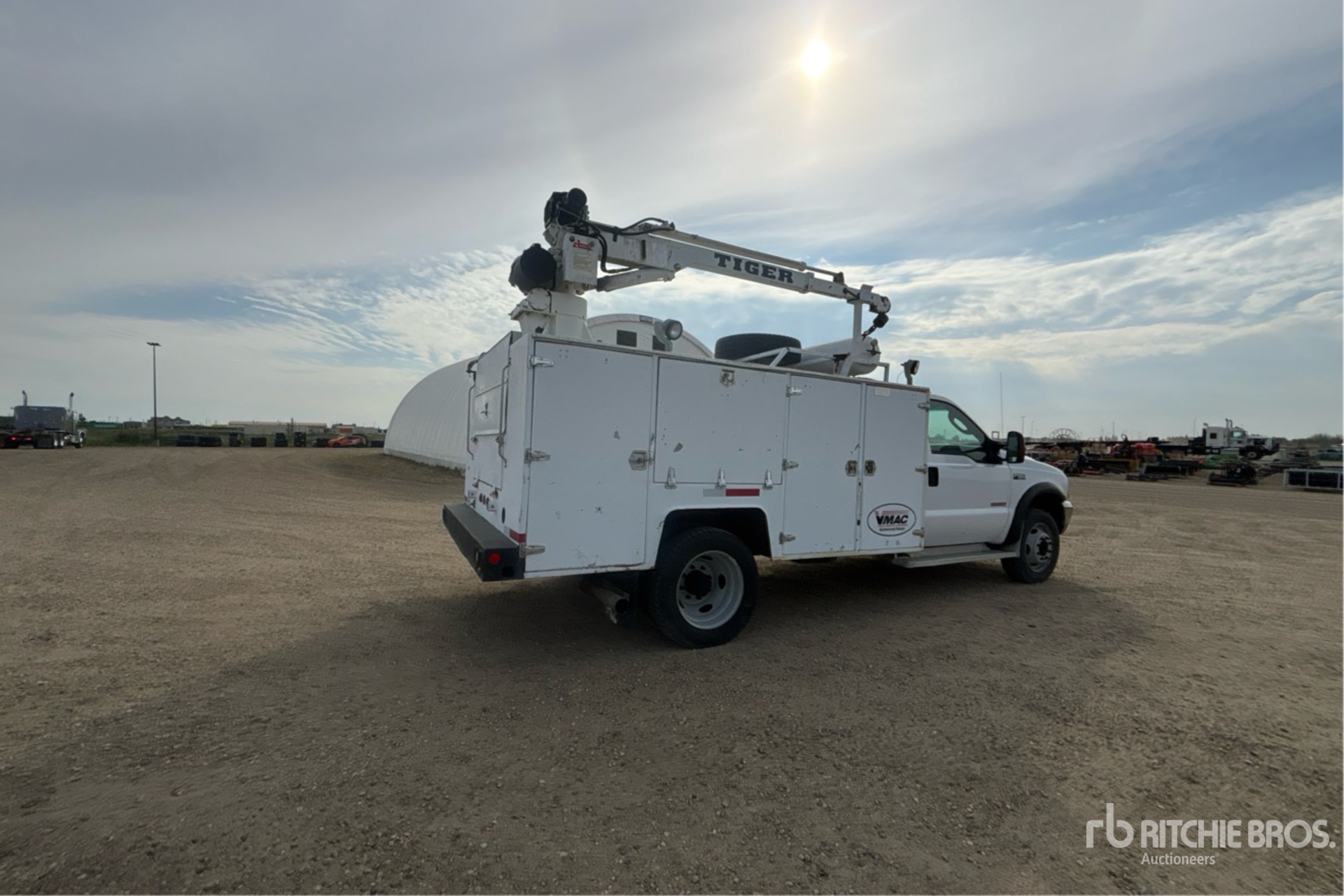 2004 Ford F-550