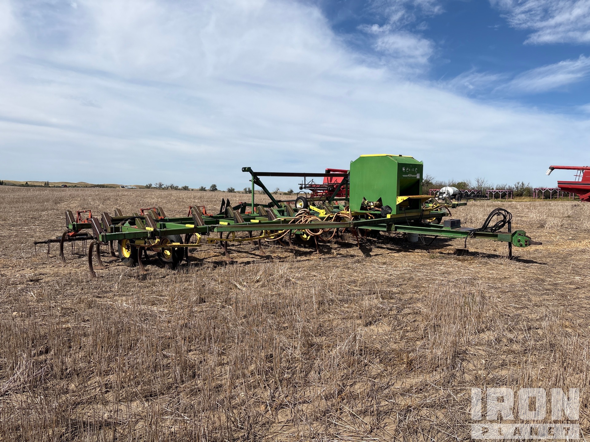 John Deere 1610