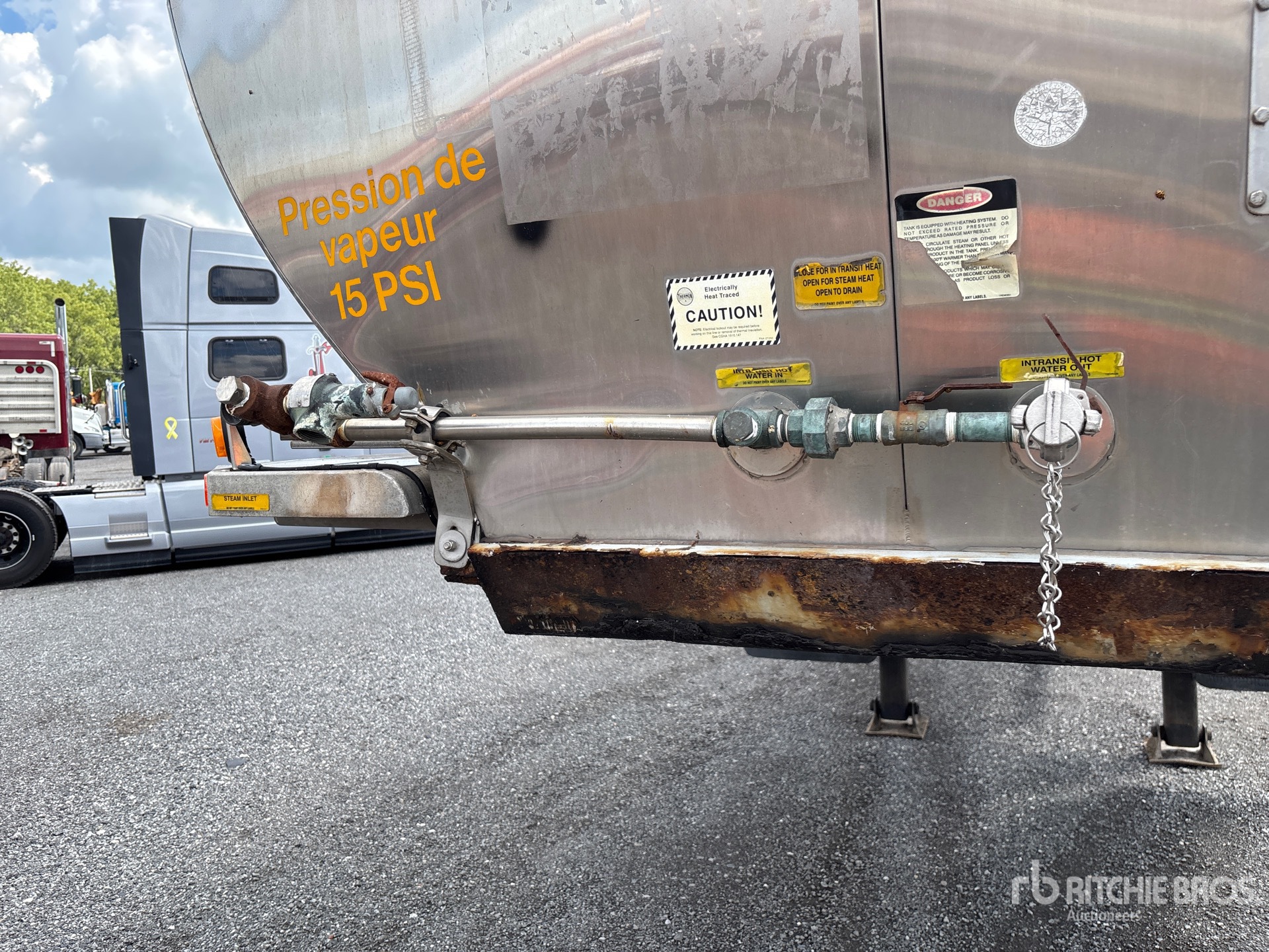 2002 Tremcar 7000 GAL T/A