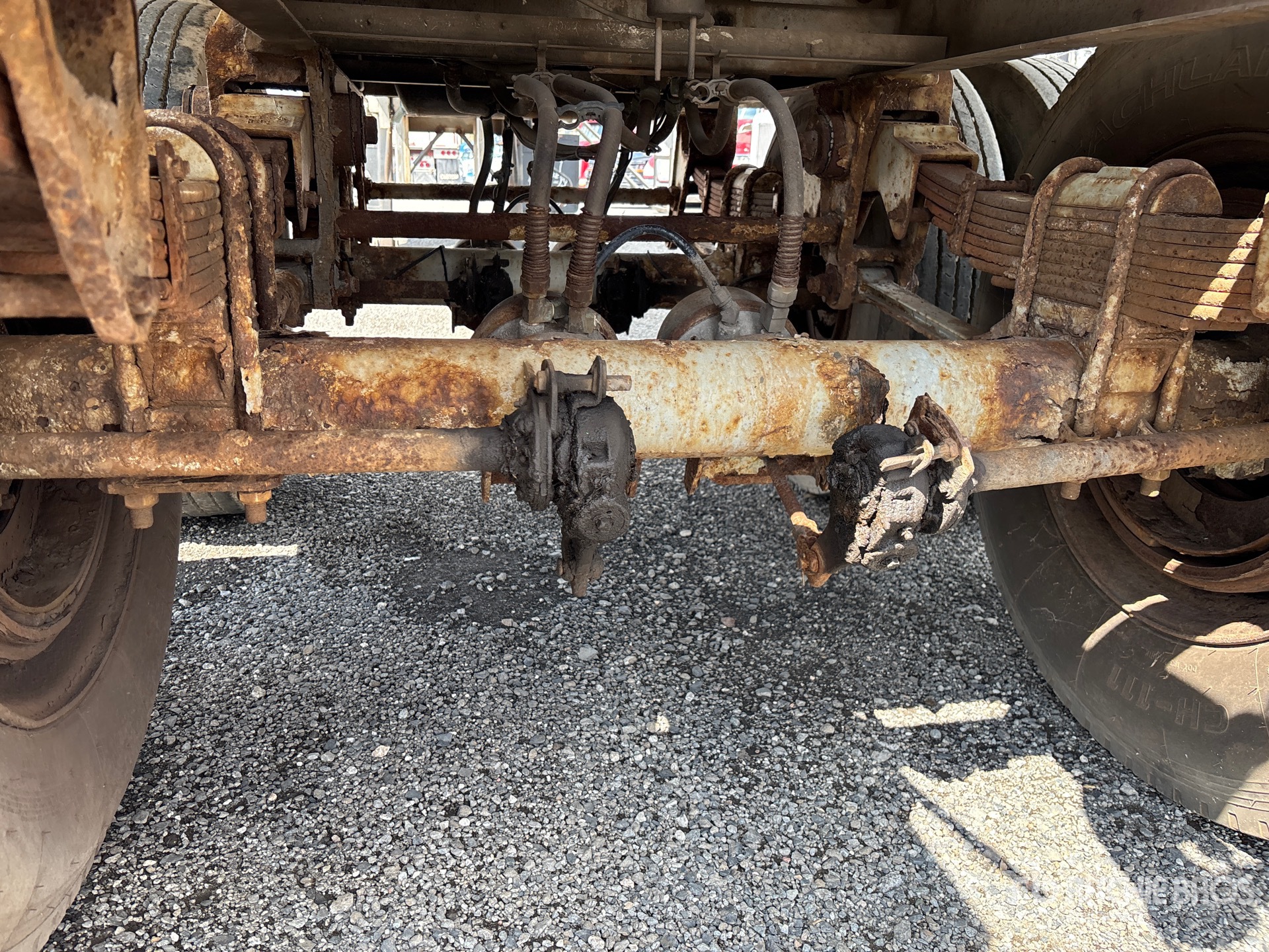 2002 Tremcar 7000 GAL T/A