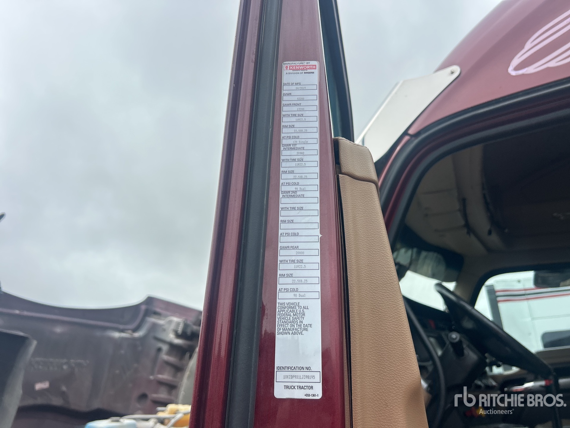 2020 Kenworth T880