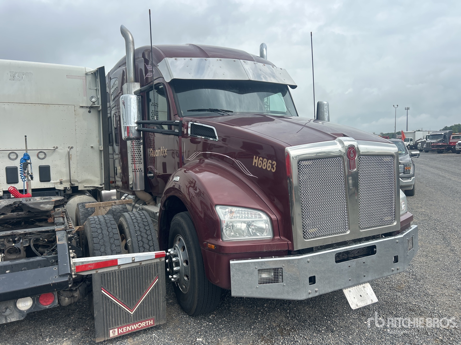 2020 Kenworth T880