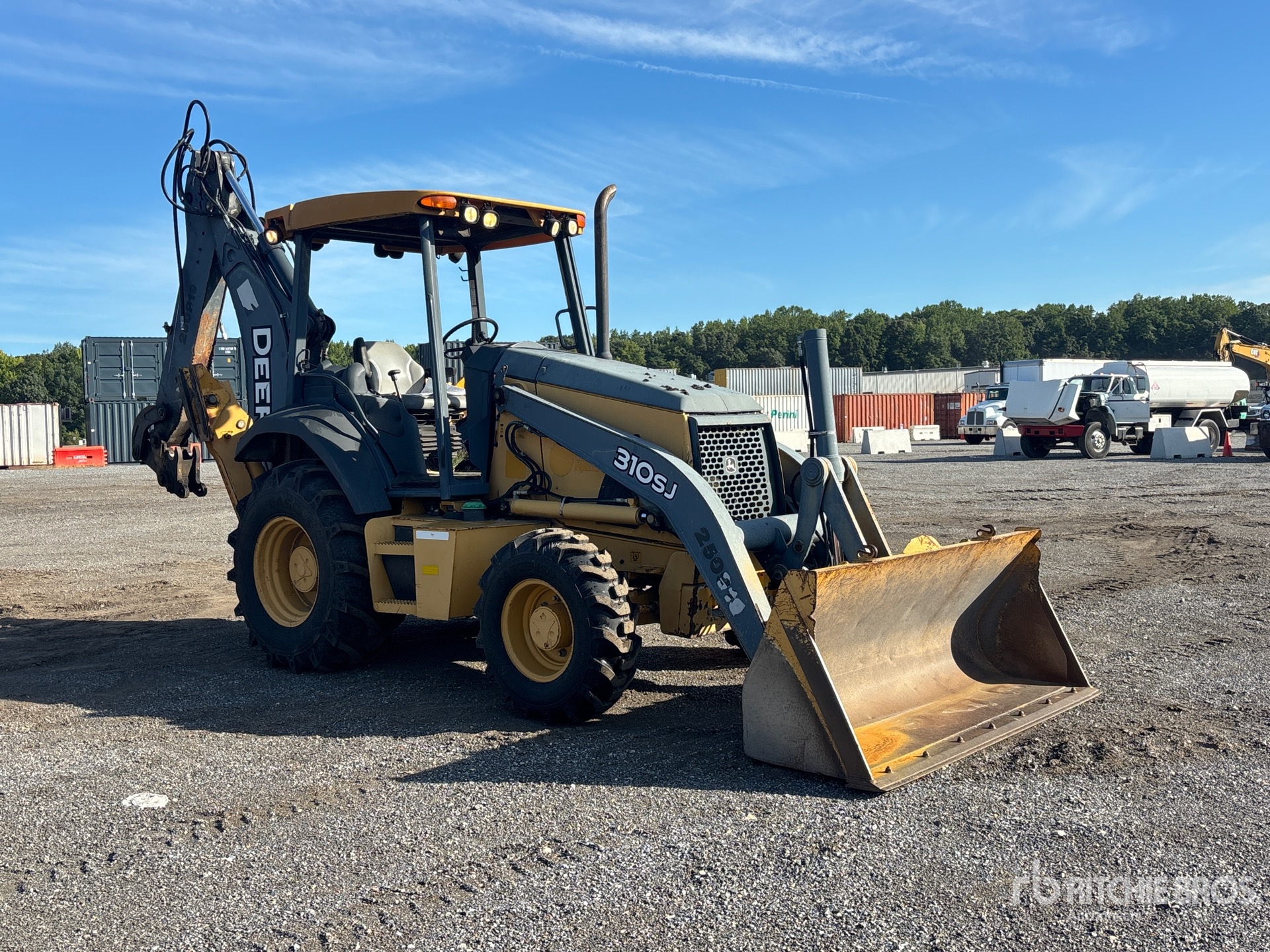 2011 John Deere 310SJ