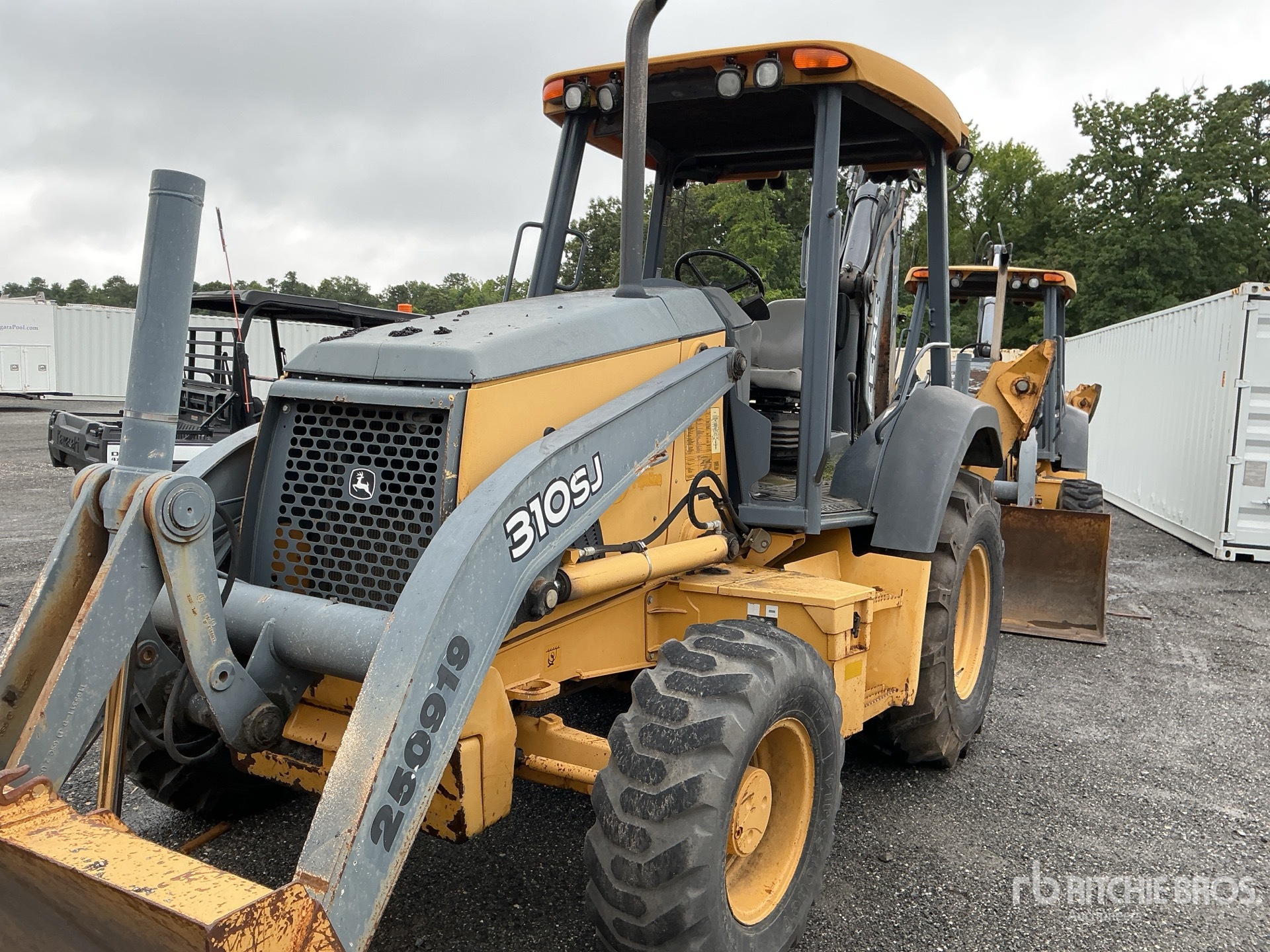 2011 John Deere 310SJ