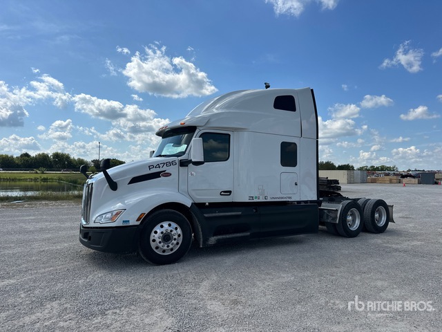 2022 Peterbilt 579 T/A Sleeper Truck Tractor