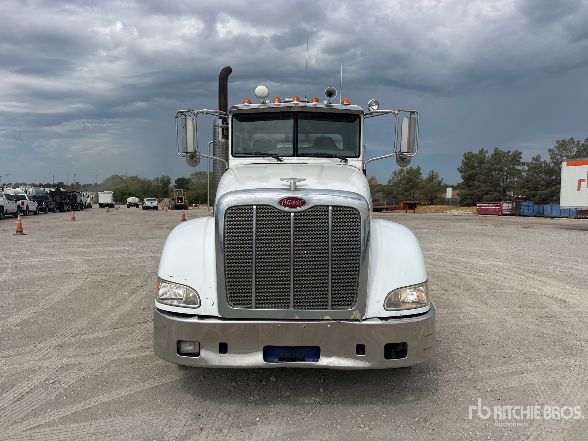 2012 Peterbilt 386