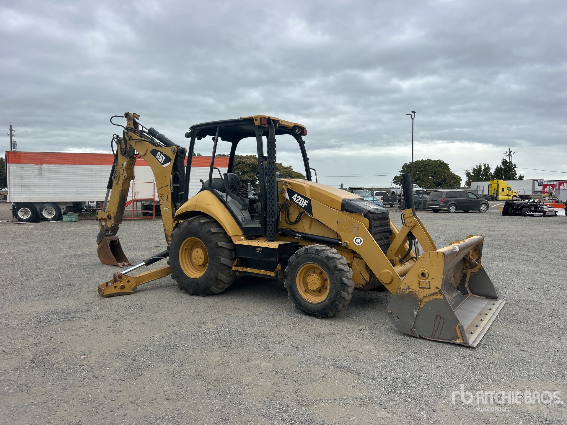 2013 Caterpillar 420F
