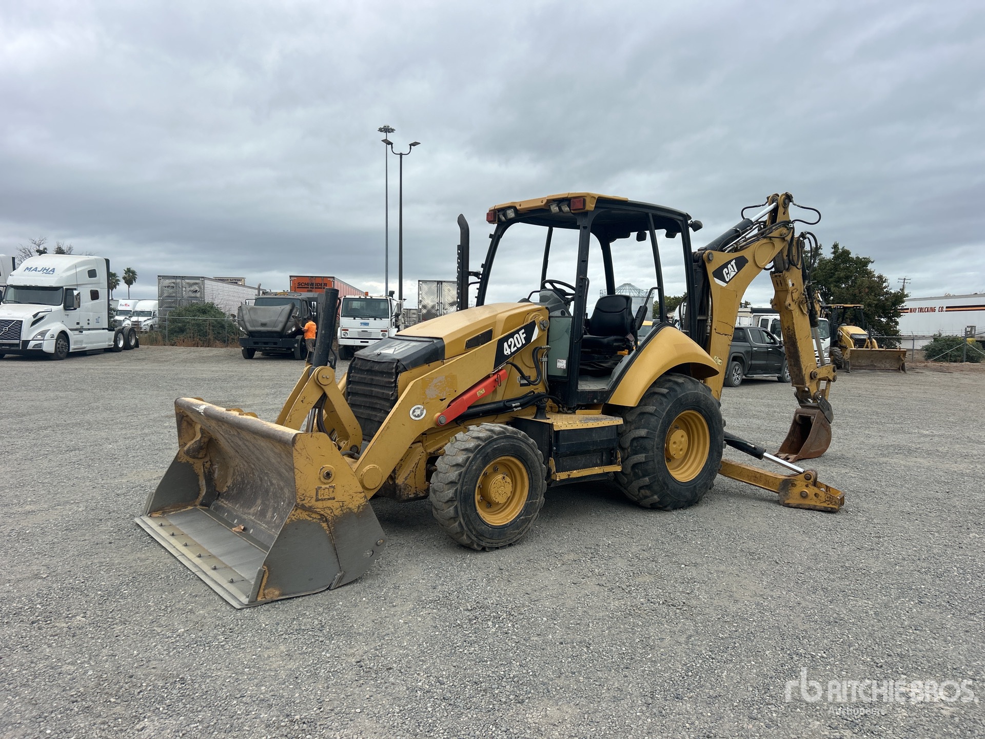 Photo of 2013 Caterpillar 420F