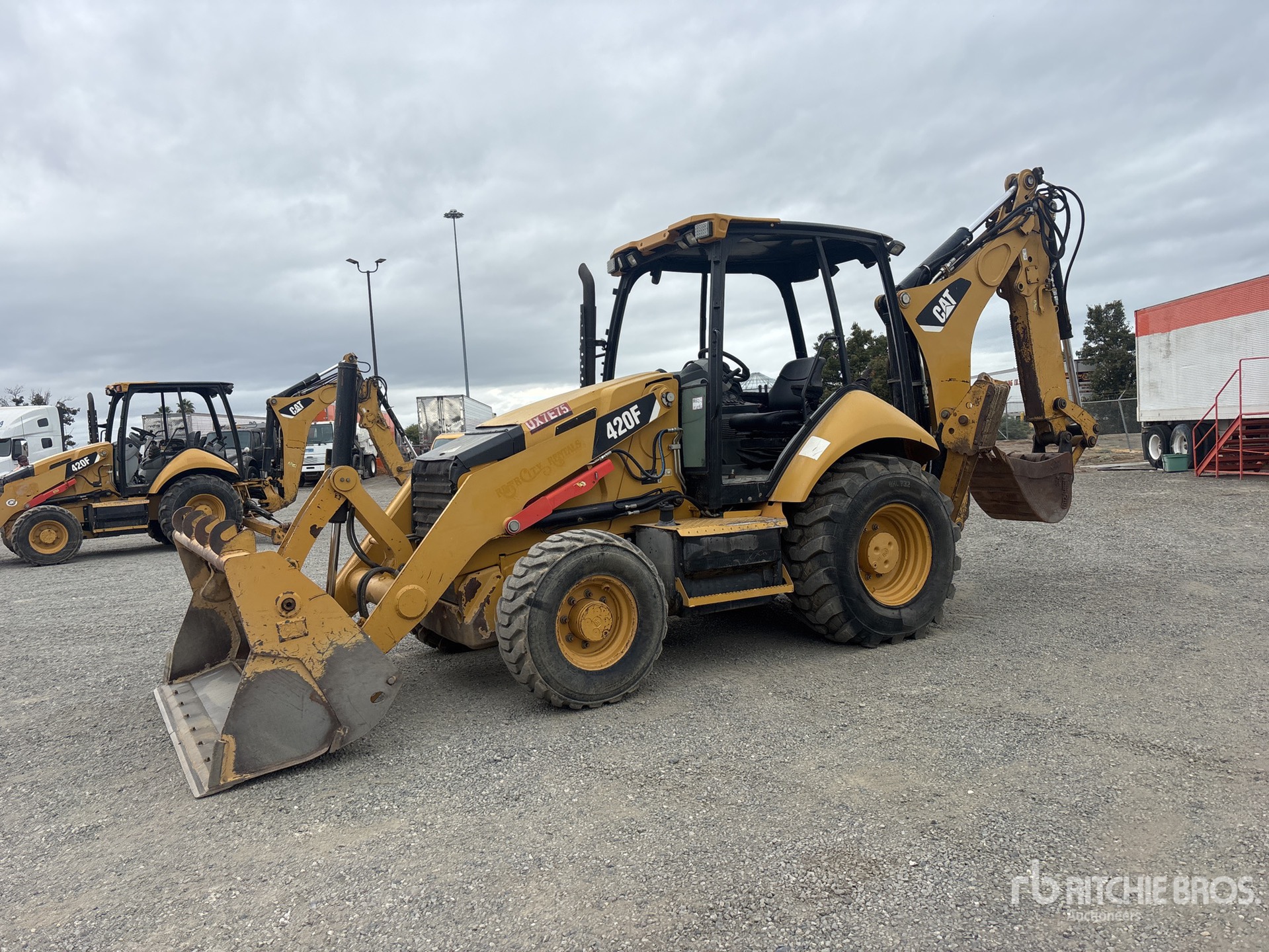 Photo of 2014 Caterpillar 420F
