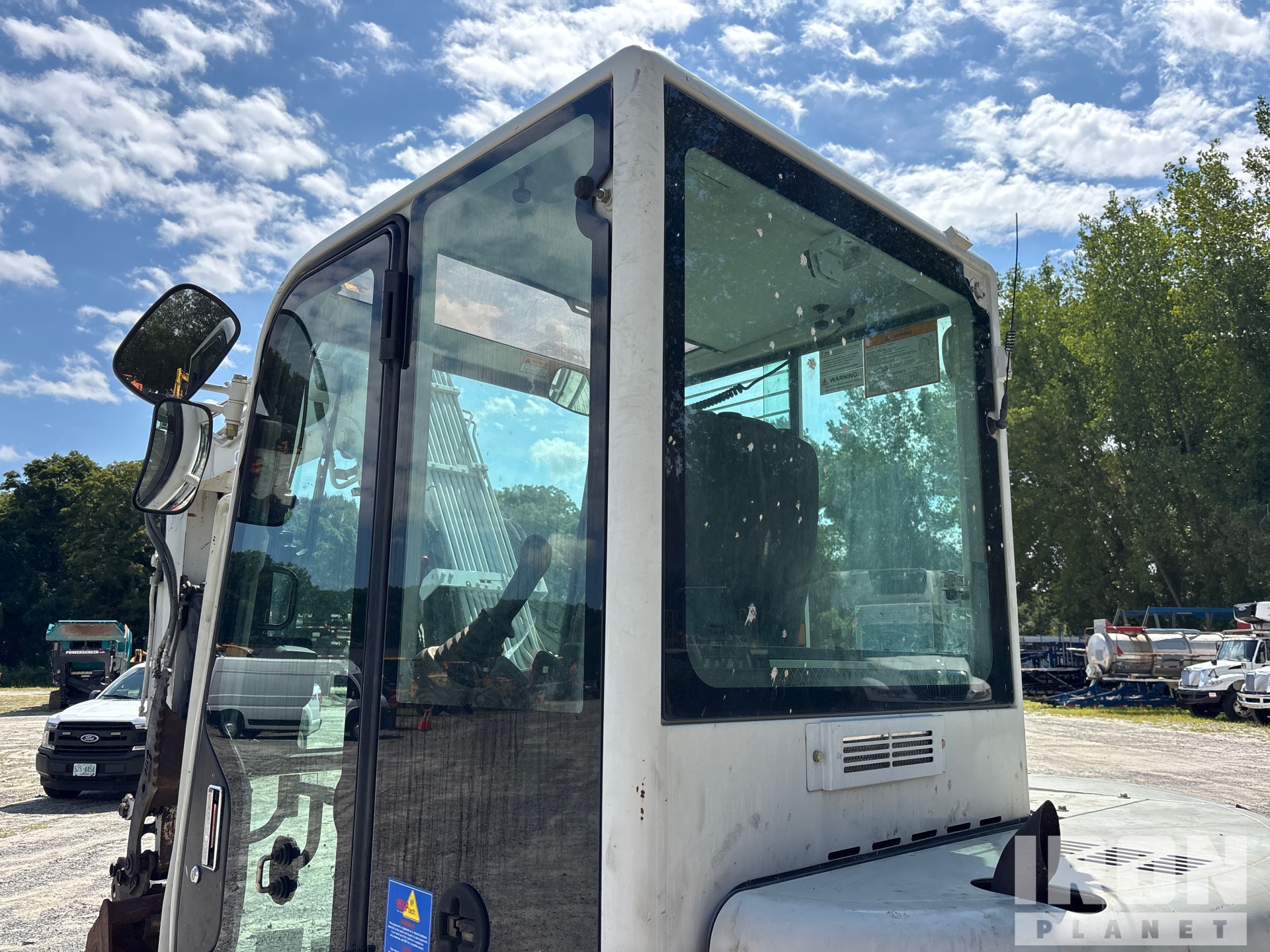 2019 Takeuchi TB280FR