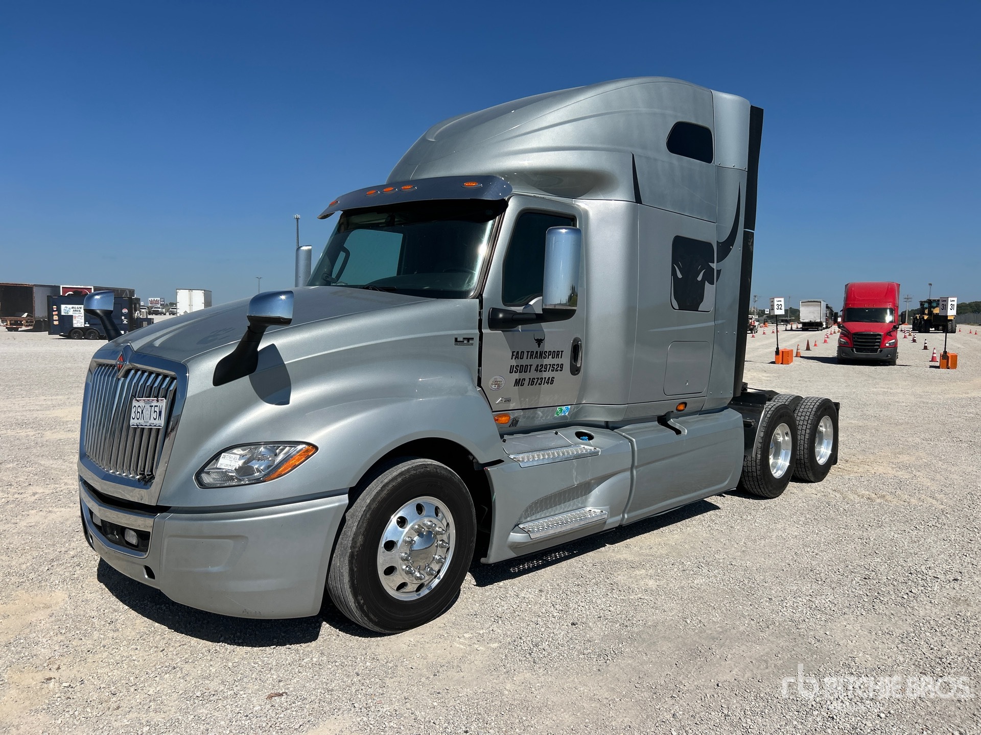 Photo of 2022 International LT625