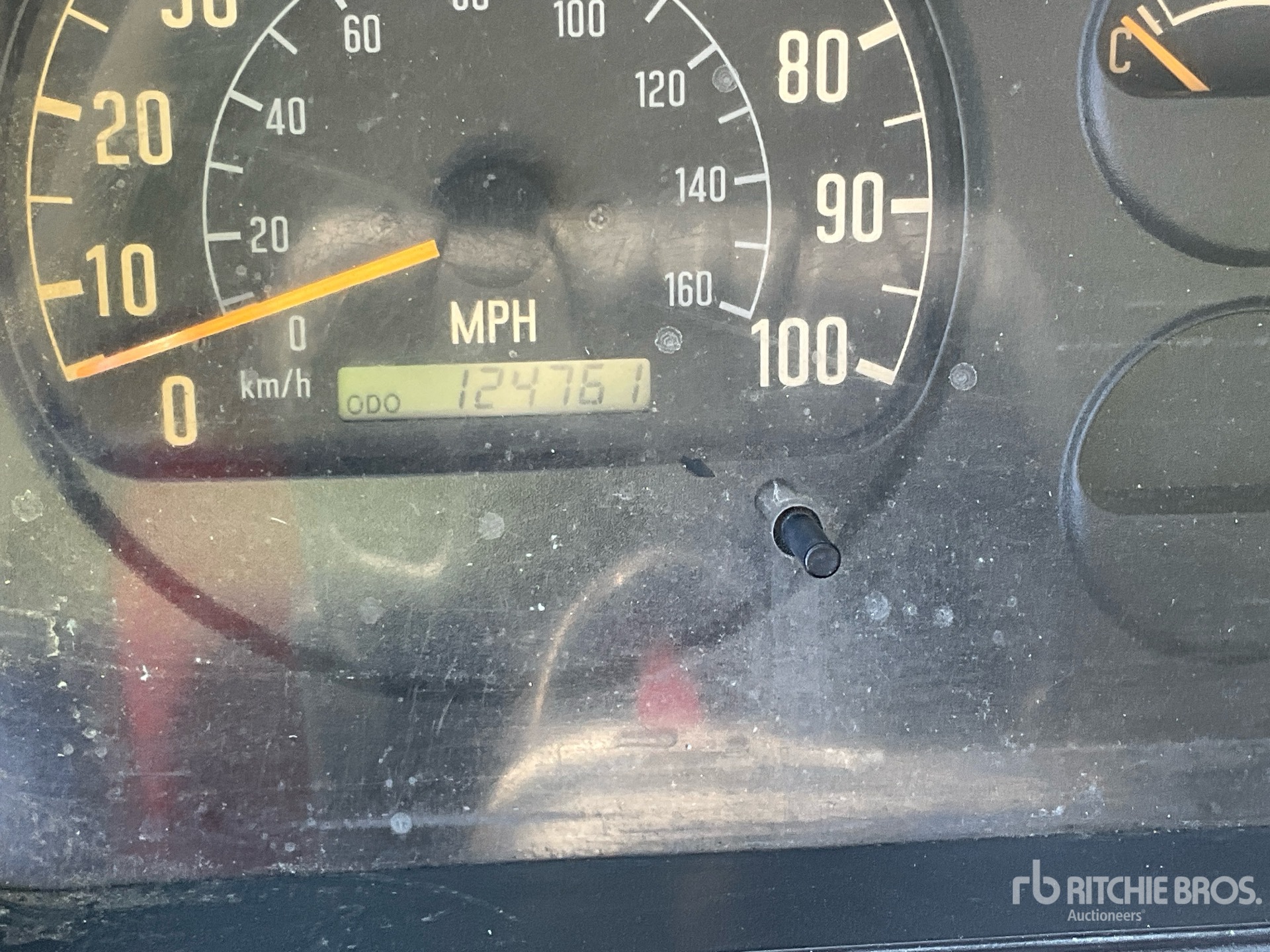 2003 Isuzu NPR