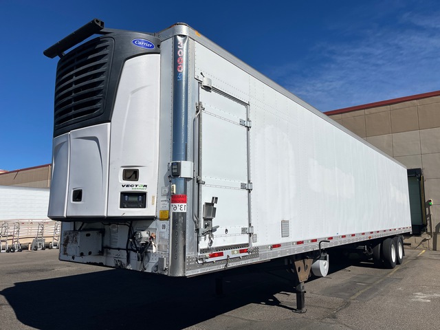 2015 Utility 48 ft x 102 in T/A Refrigerated Trailer