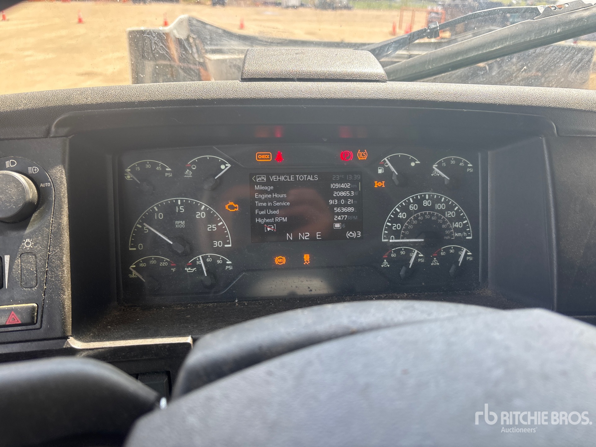 2019 Volvo VNR