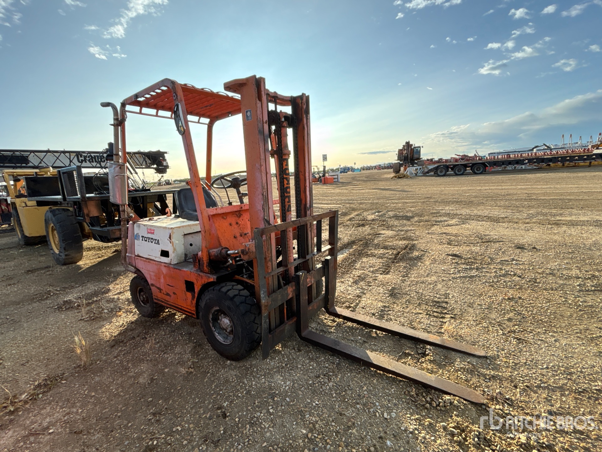 Toyota PNEUMATIC TIRE