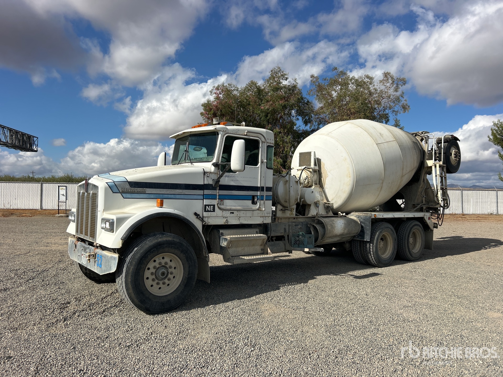 Photo of 2003 Kenworth W900
