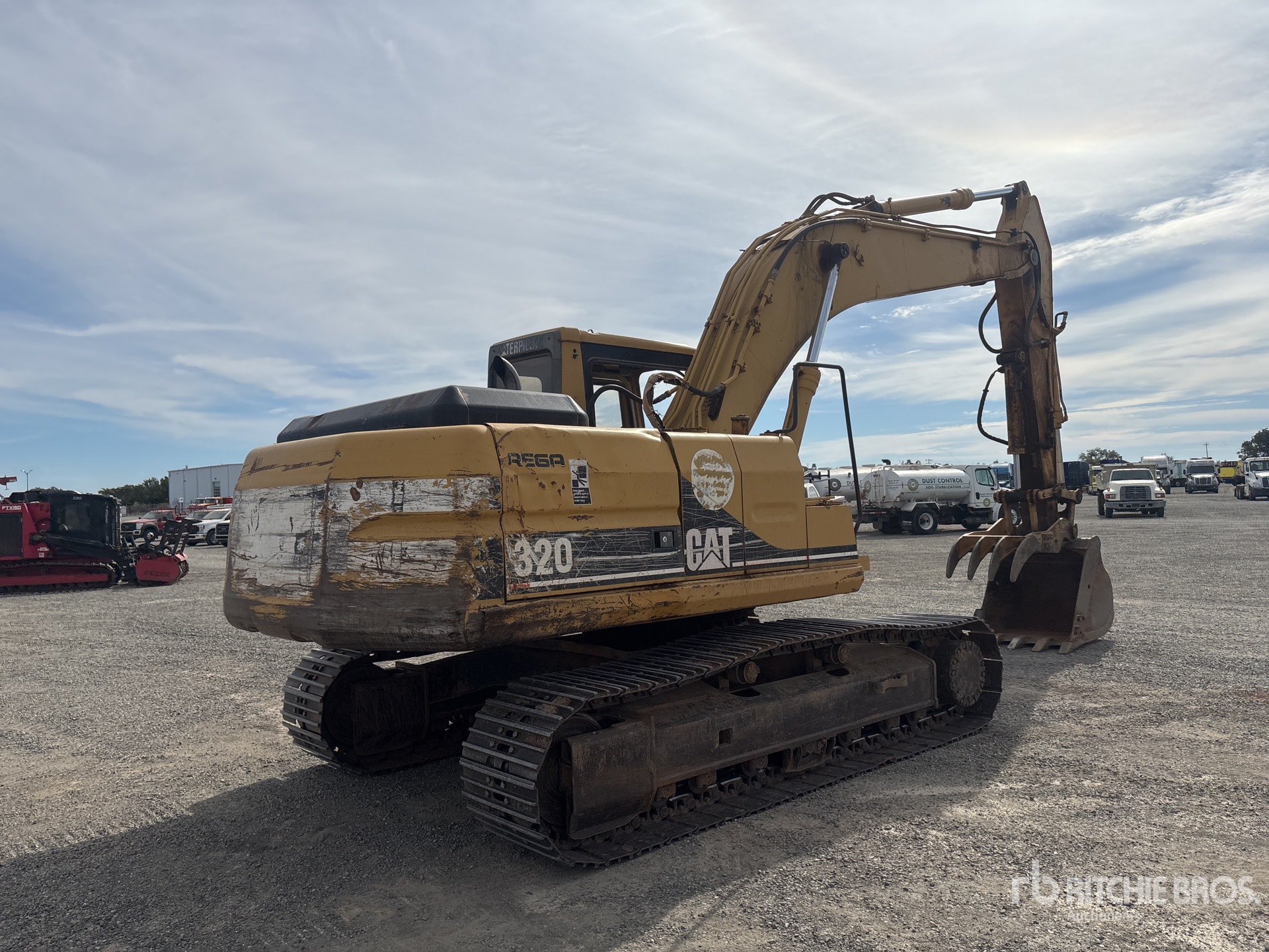 1994 Caterpillar 320