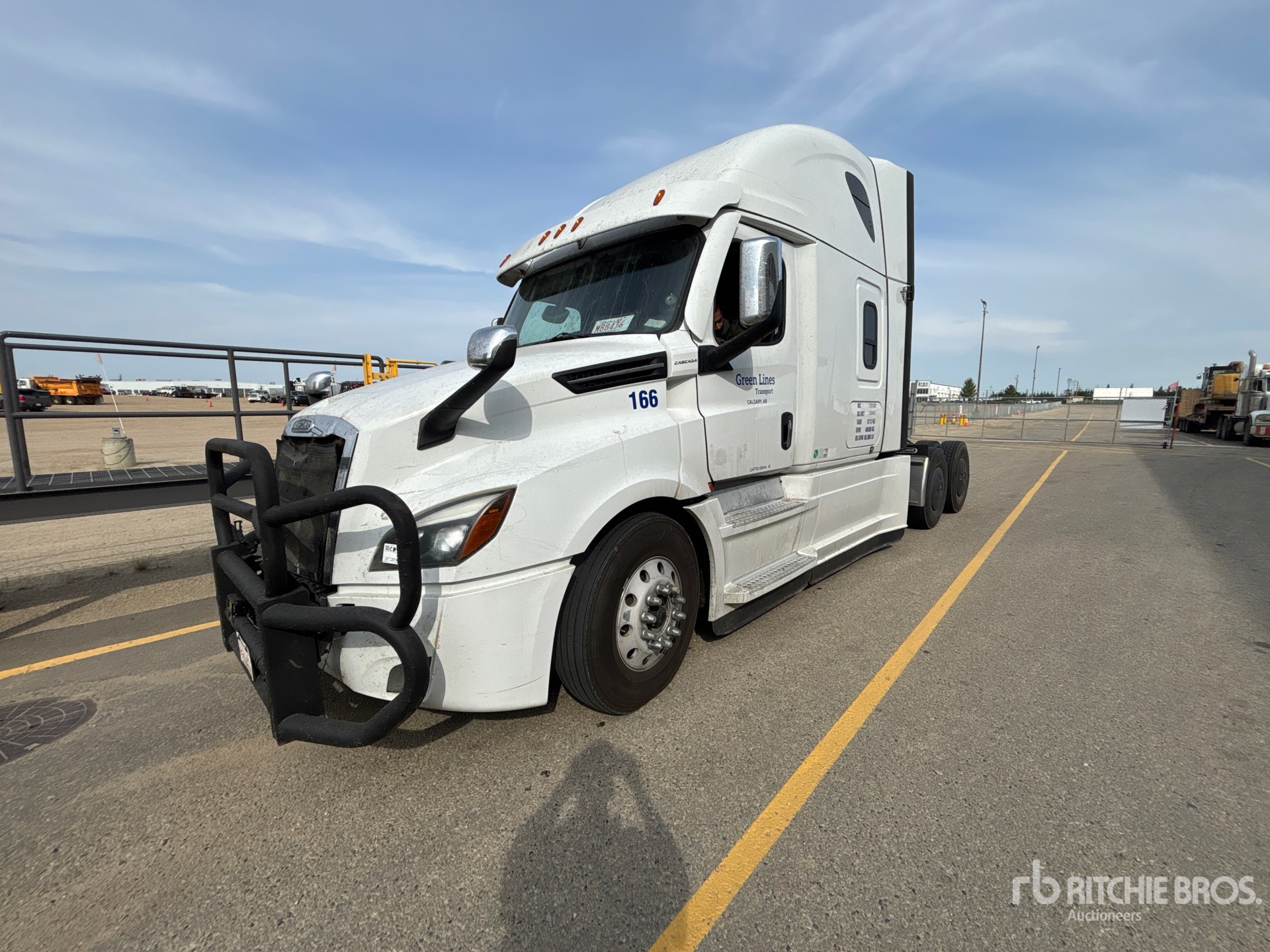 2022 Freightliner 6X4