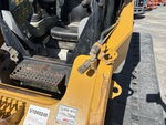 Hydraulics with Auxiliary Hydraulic Plumbing