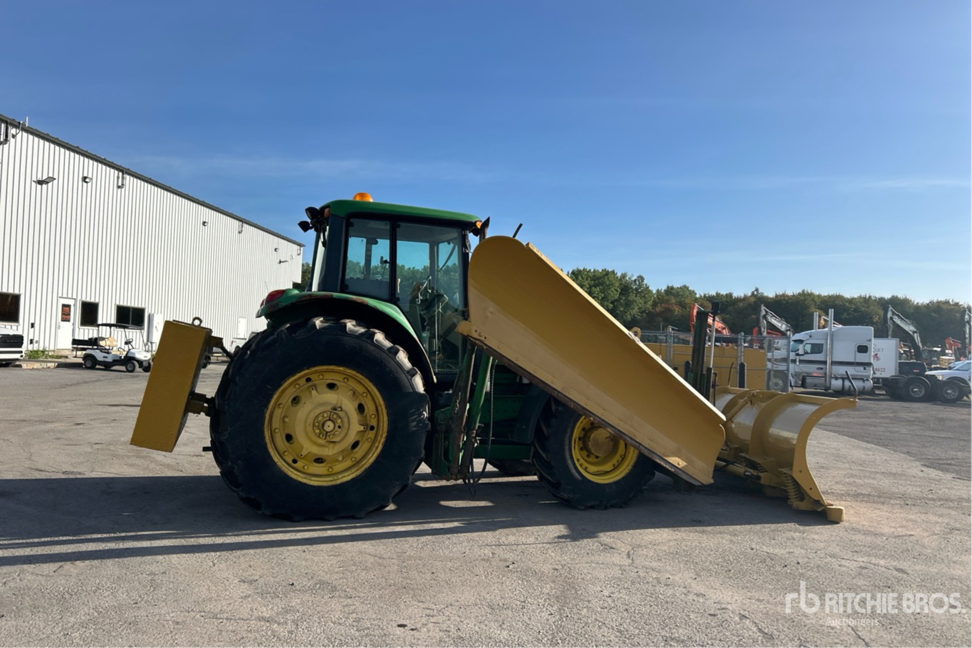 2008 John Deere 7330