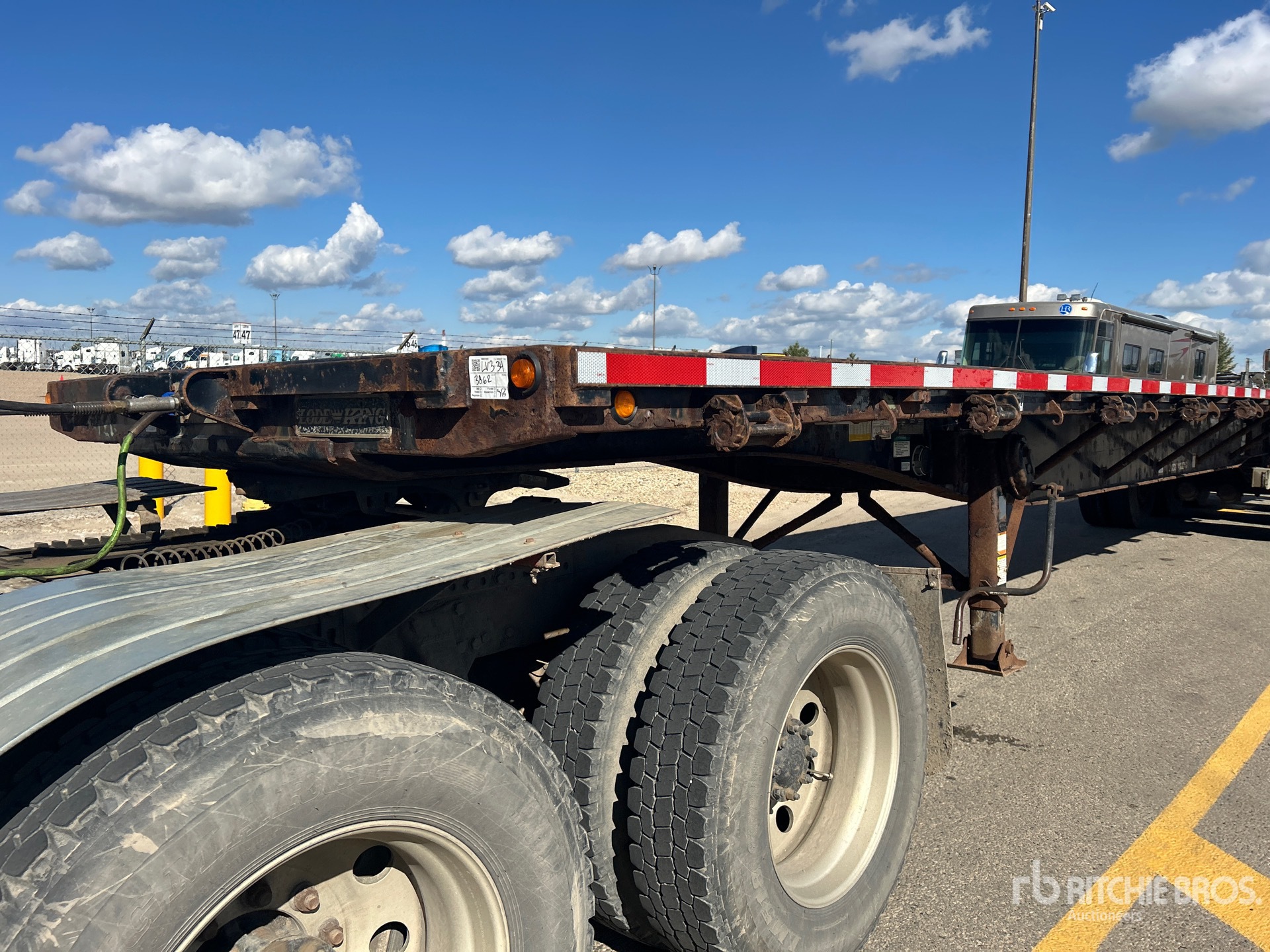 2005 Load King  53 FT TRI/A