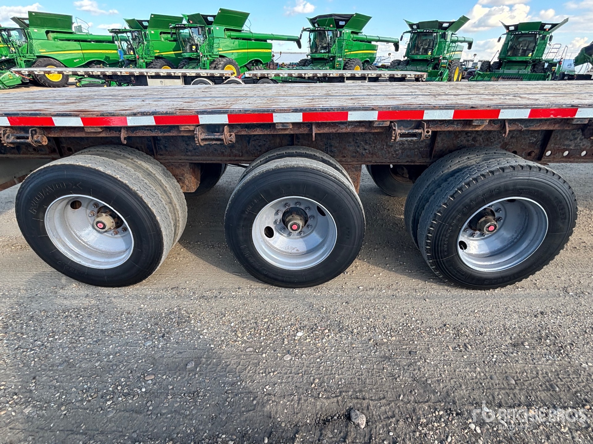 2005 Load King  53 FT TRI/A