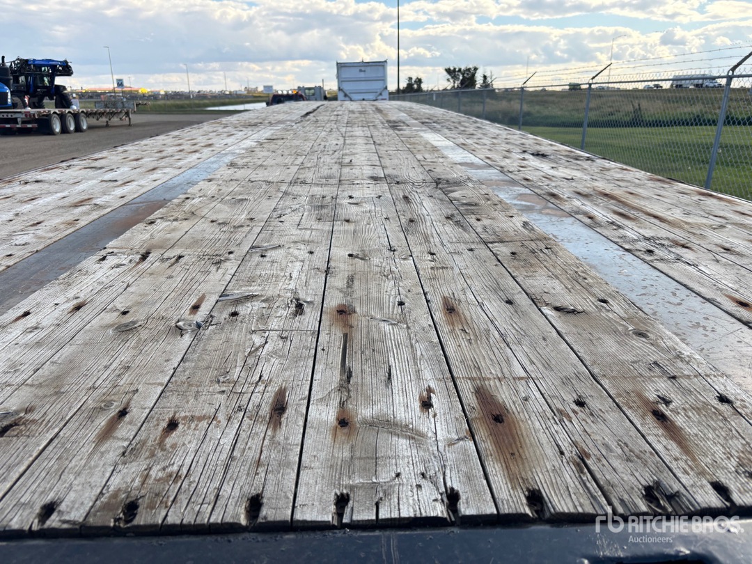 2005 Load King  53 FT TRI/A