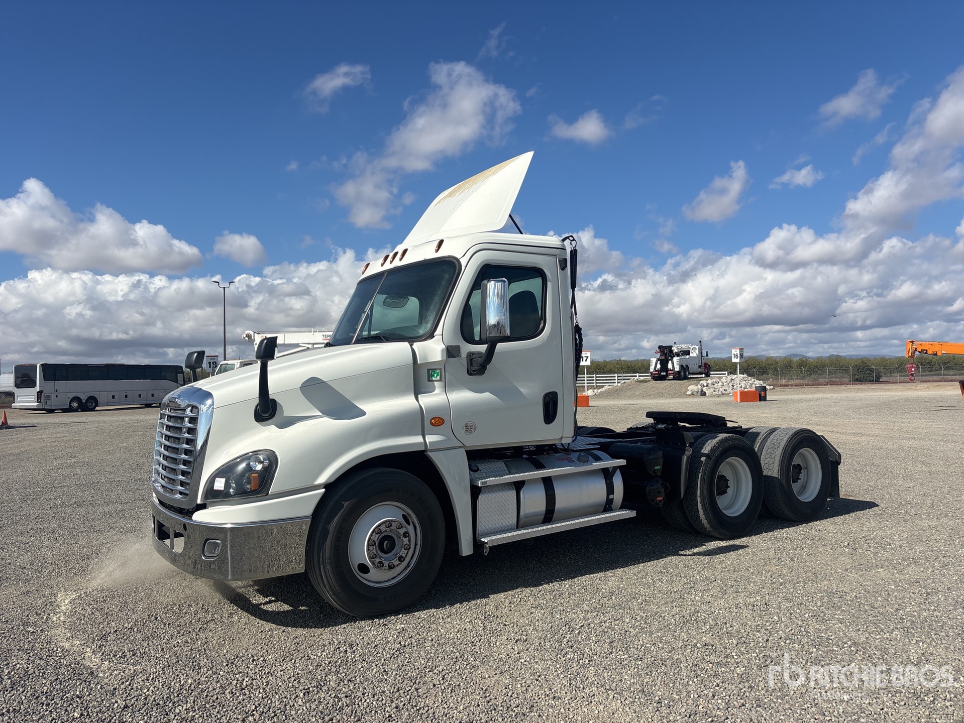 2018 Freightliner CASCADIA 125