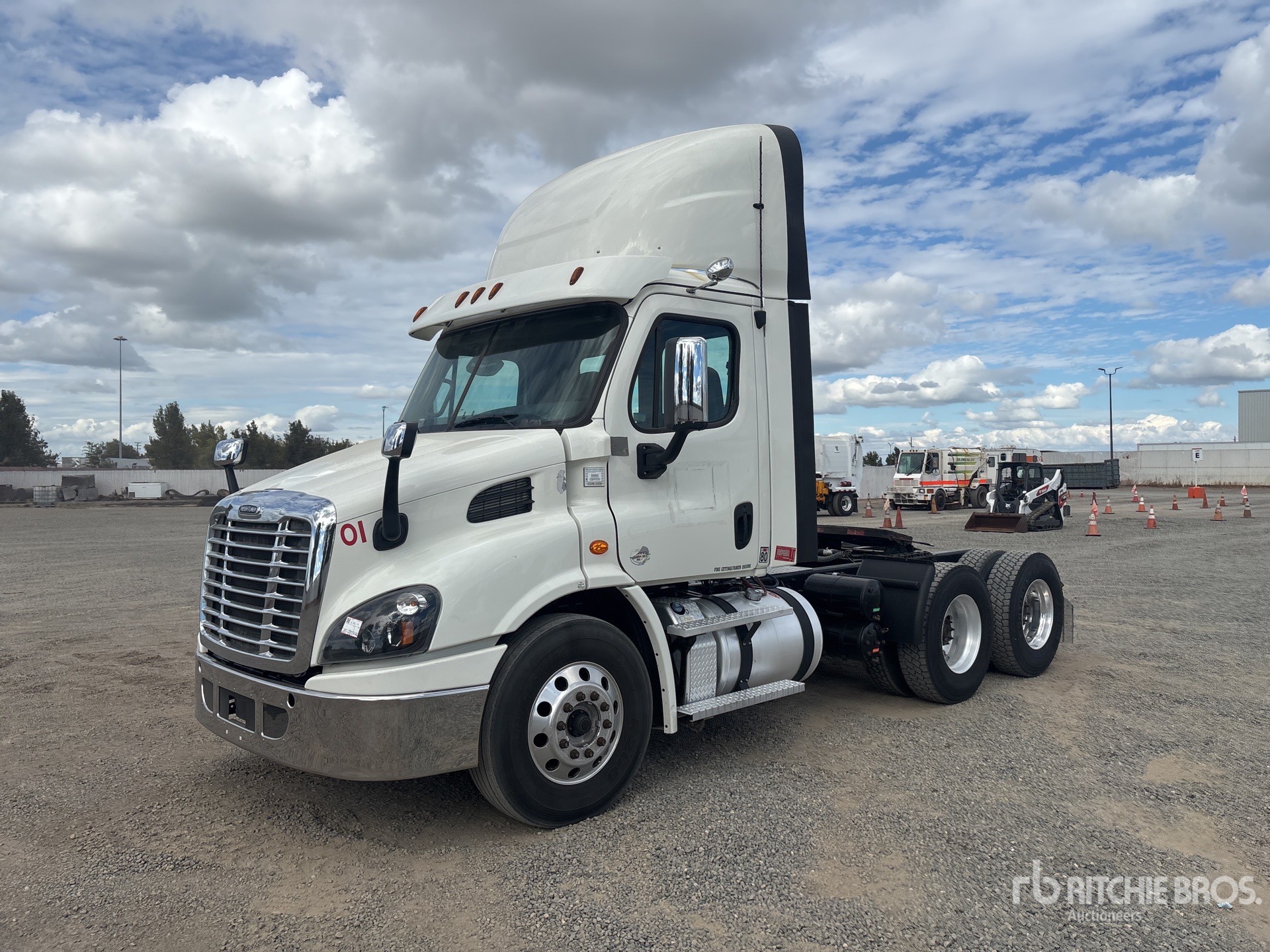 Photo of 2018 Freightliner CASCADIA 113