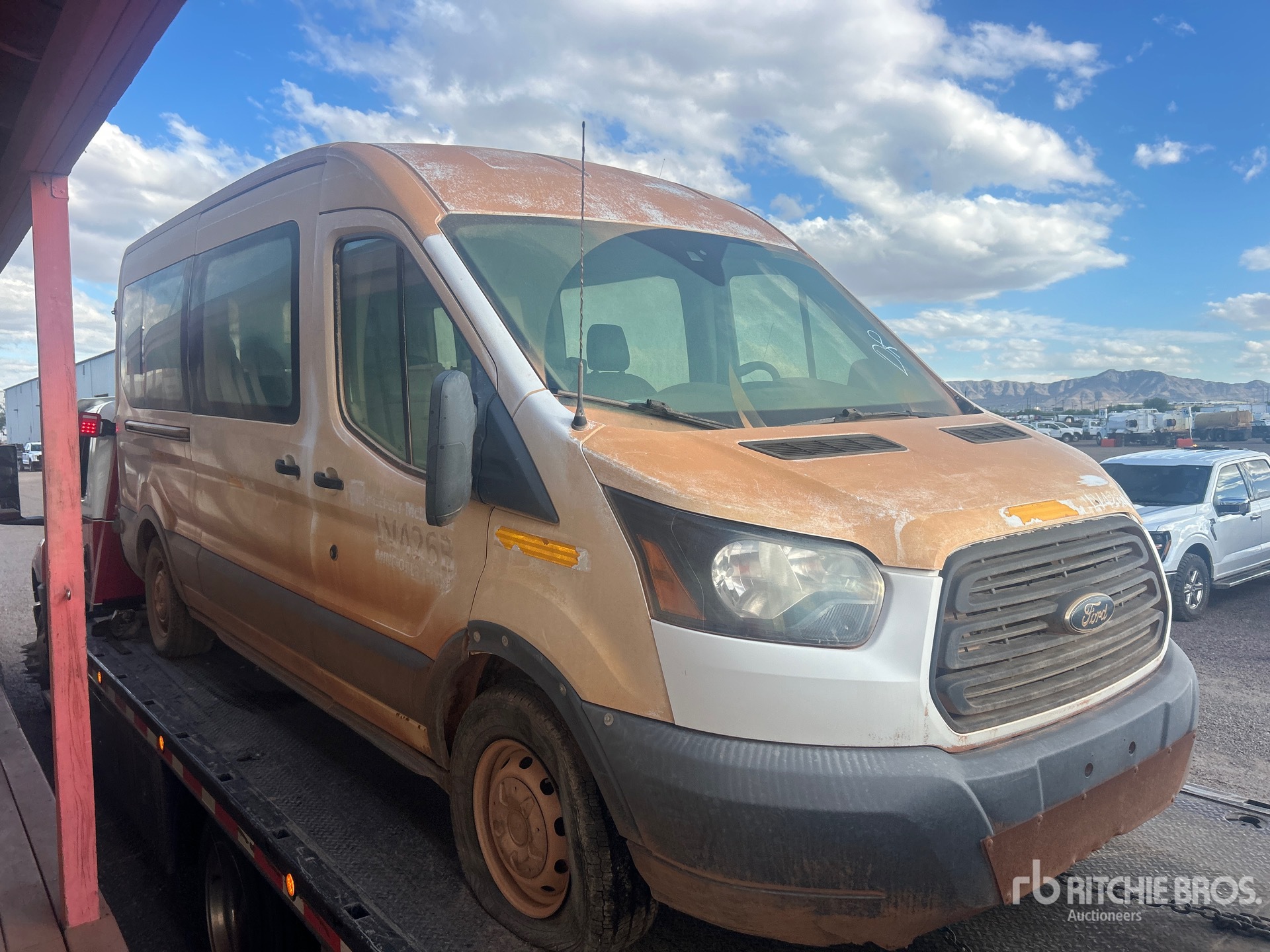 Photo of 2018 Ford TRANSIT