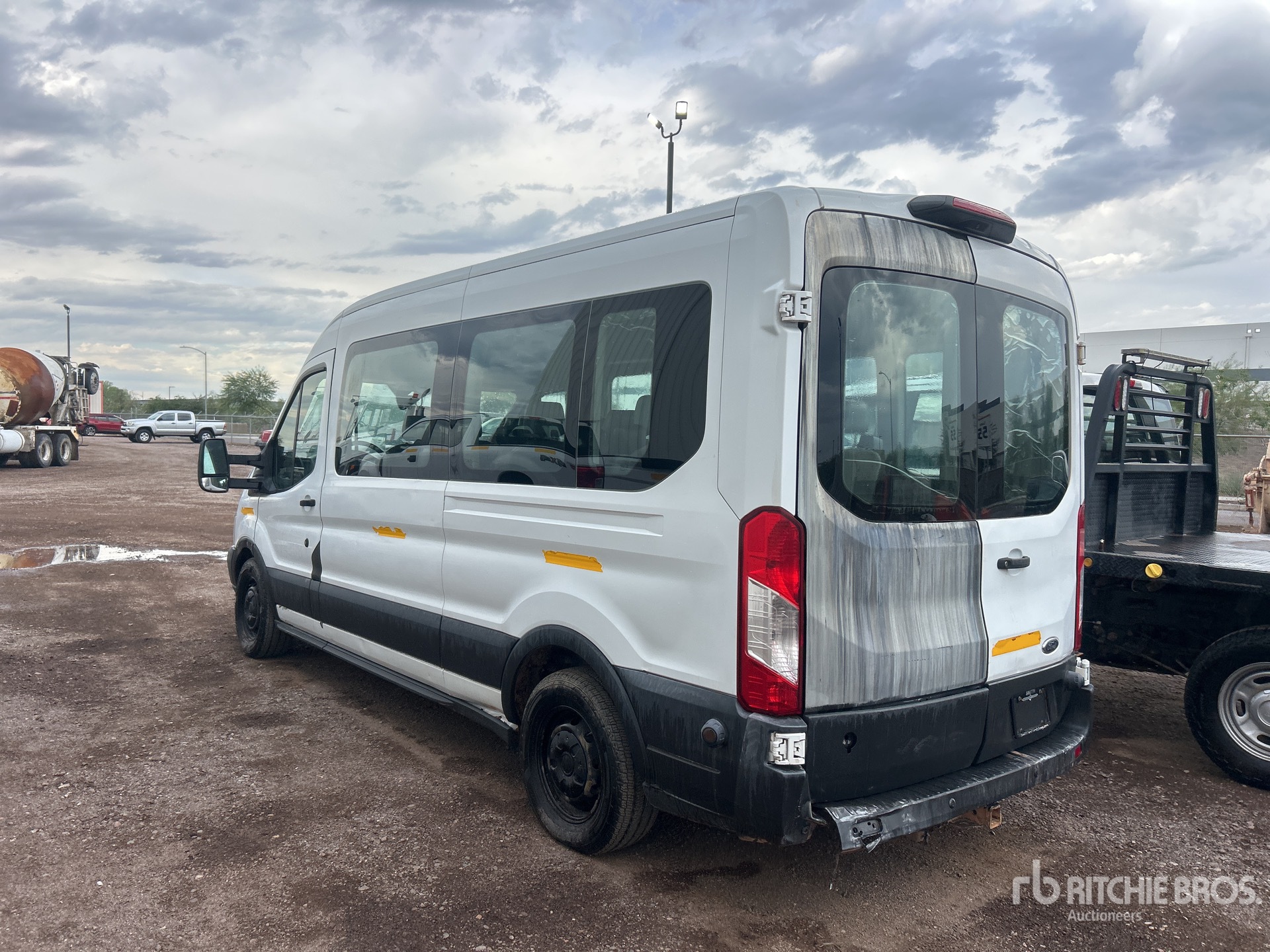 2018 Ford TRANSIT