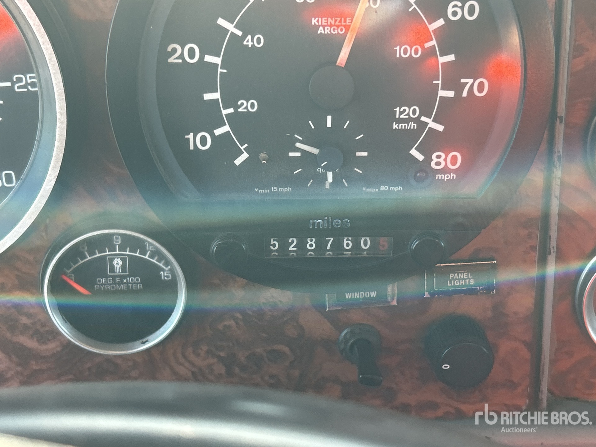 2002 Kenworth T800