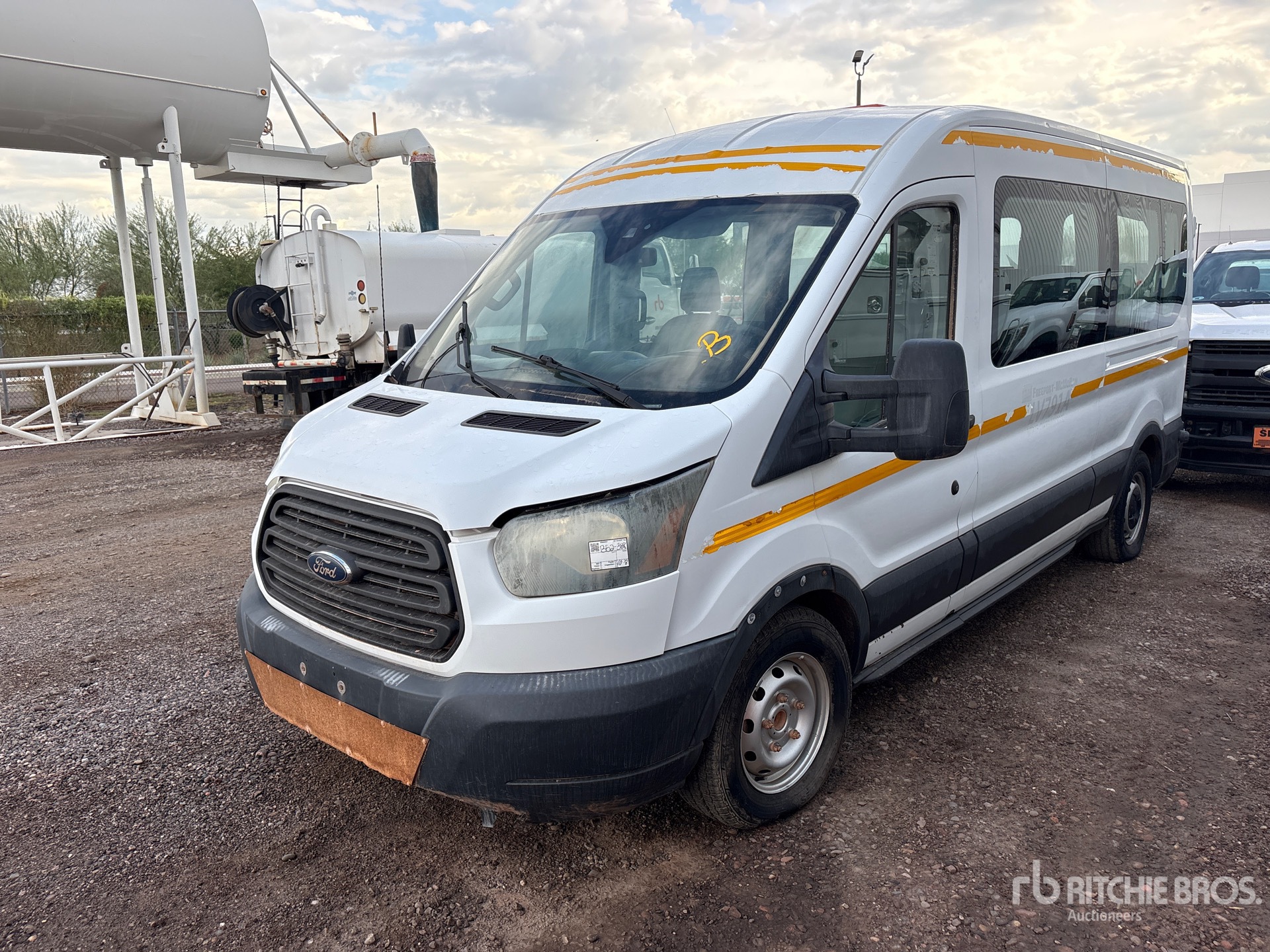 Photo of 2017 Ford TRANSIT