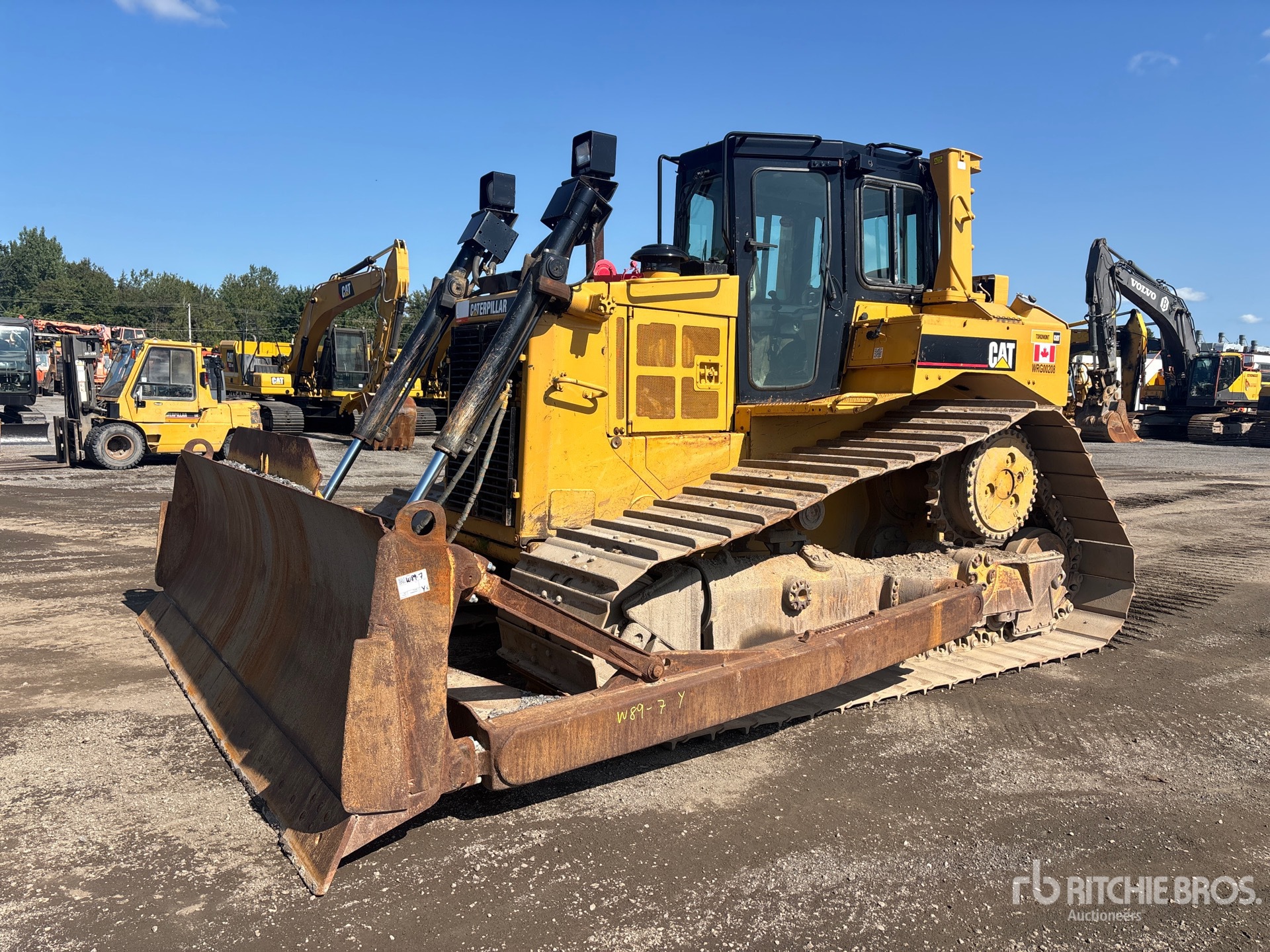Photo of 2006 Caterpillar D6R LGP SERIES