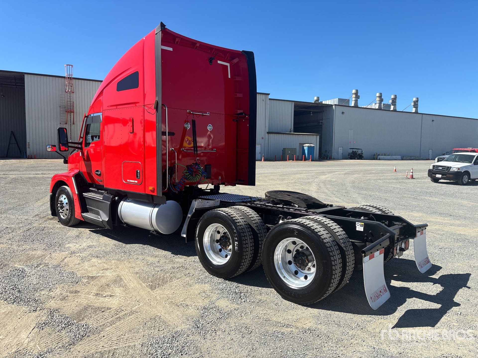 2023 Kenworth T680