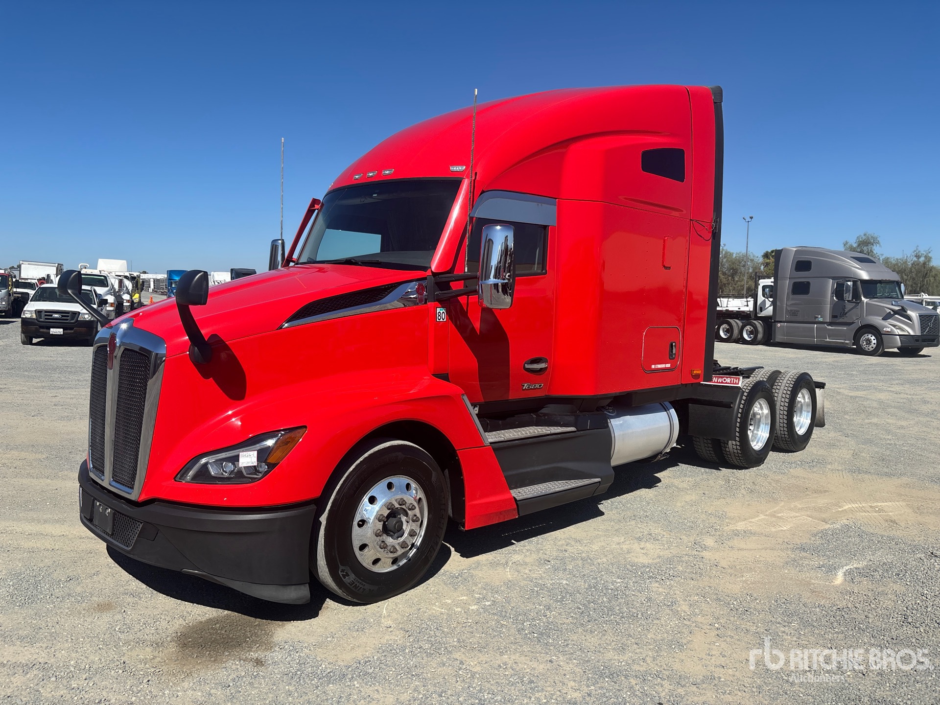 Photo of 2023 Kenworth T680